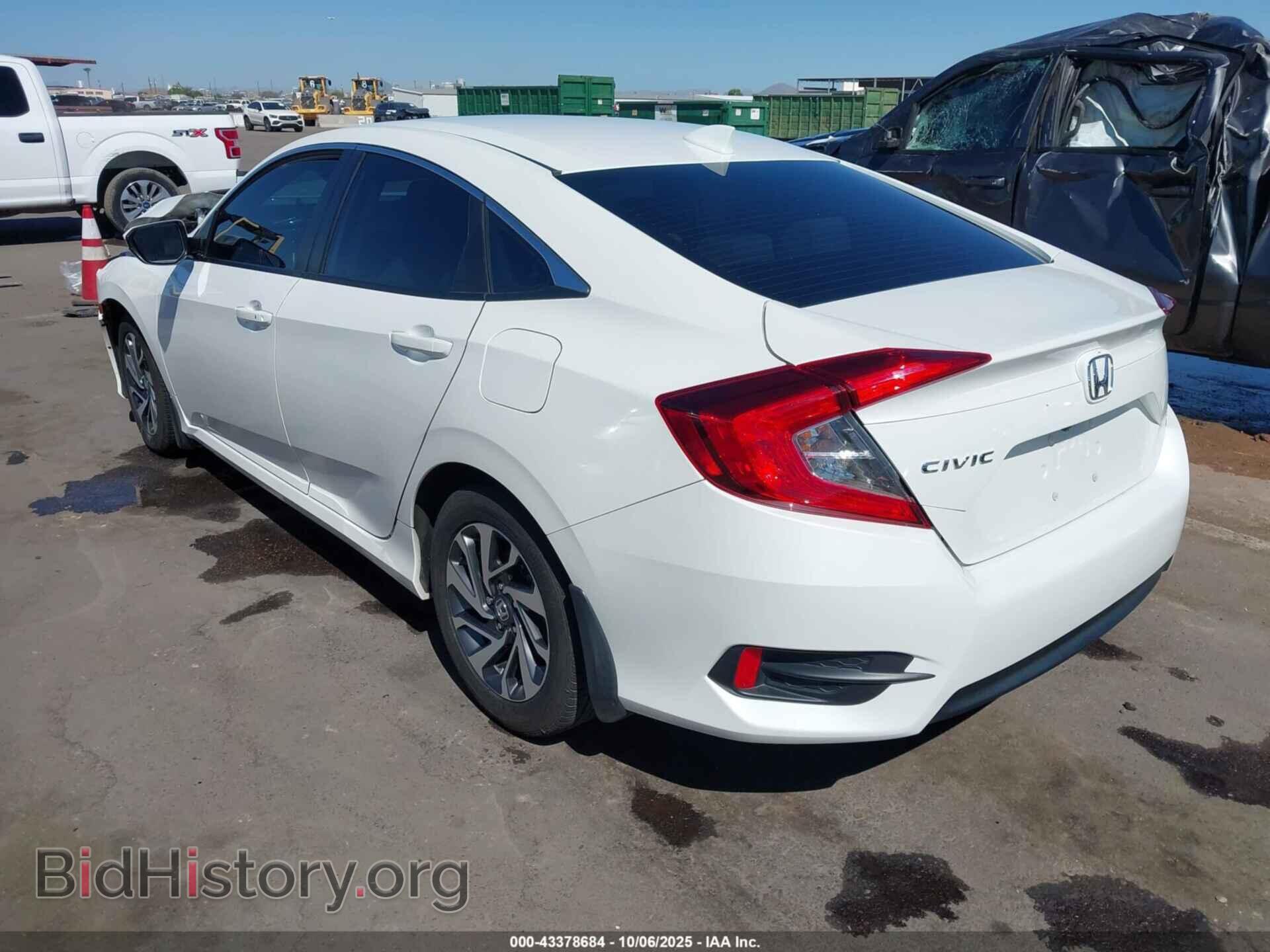 2018 HONDA CIVIC - VIN: 19XFC2F74JE014493 - Фото 3
