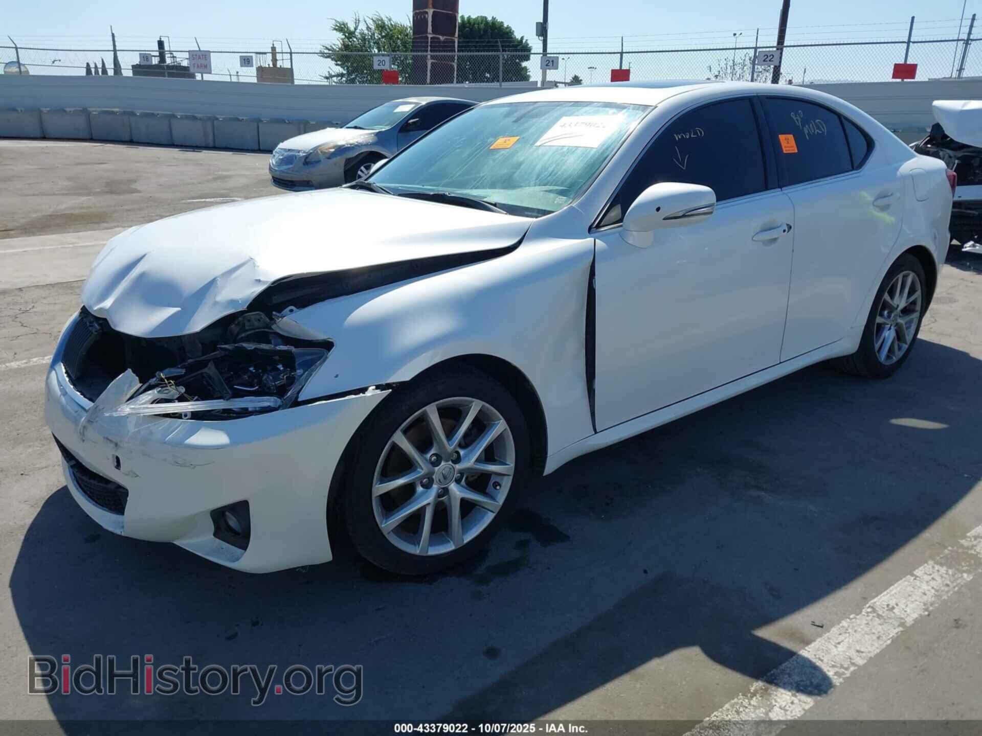 2012 LEXUS IS 250 - VIN: JTHBF5C2XC5157025 - Фото 2
