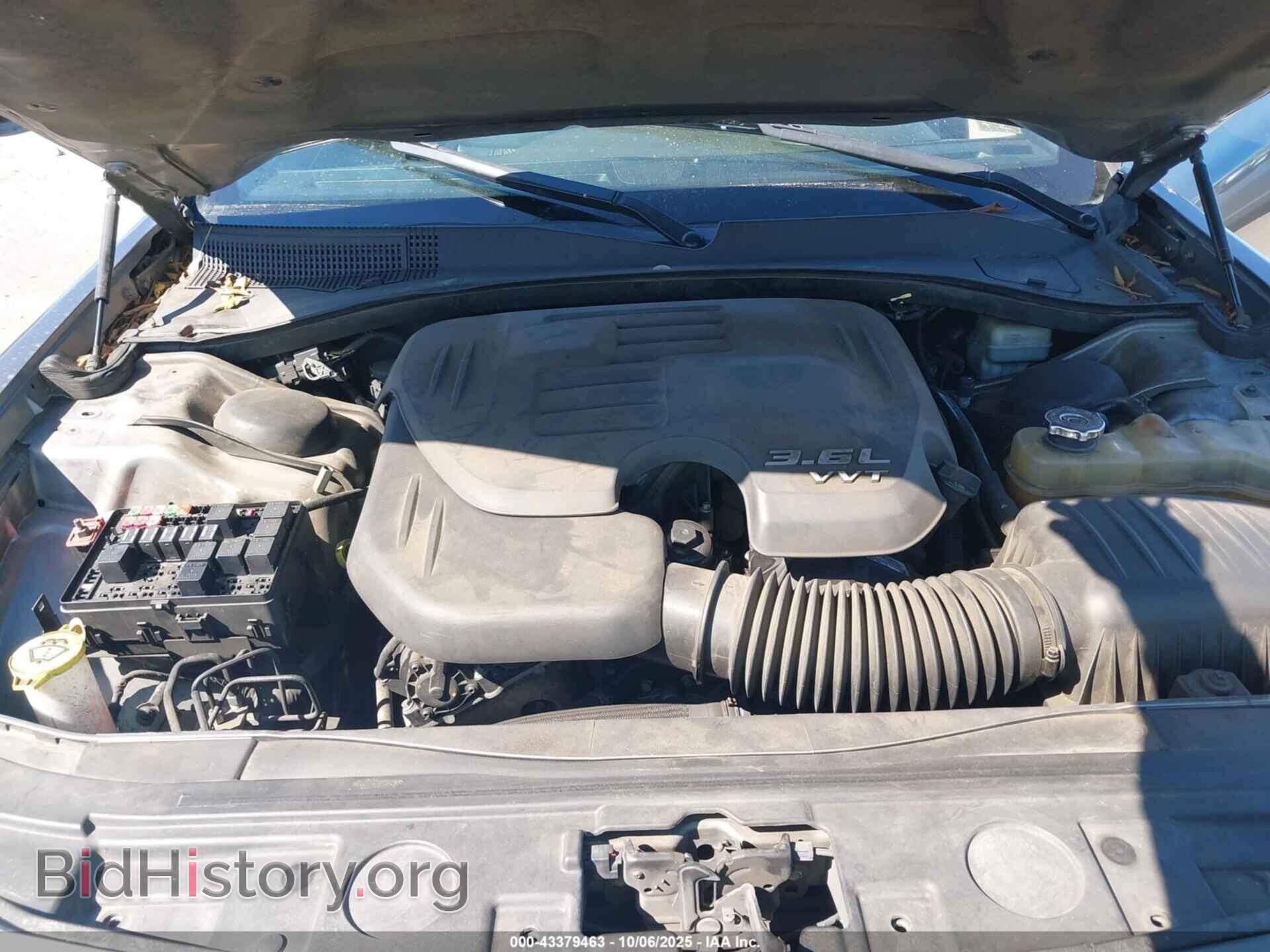 2011 CHRYSLER 300 - VIN: 2C3CA5CG6BH599179 - Фото 10