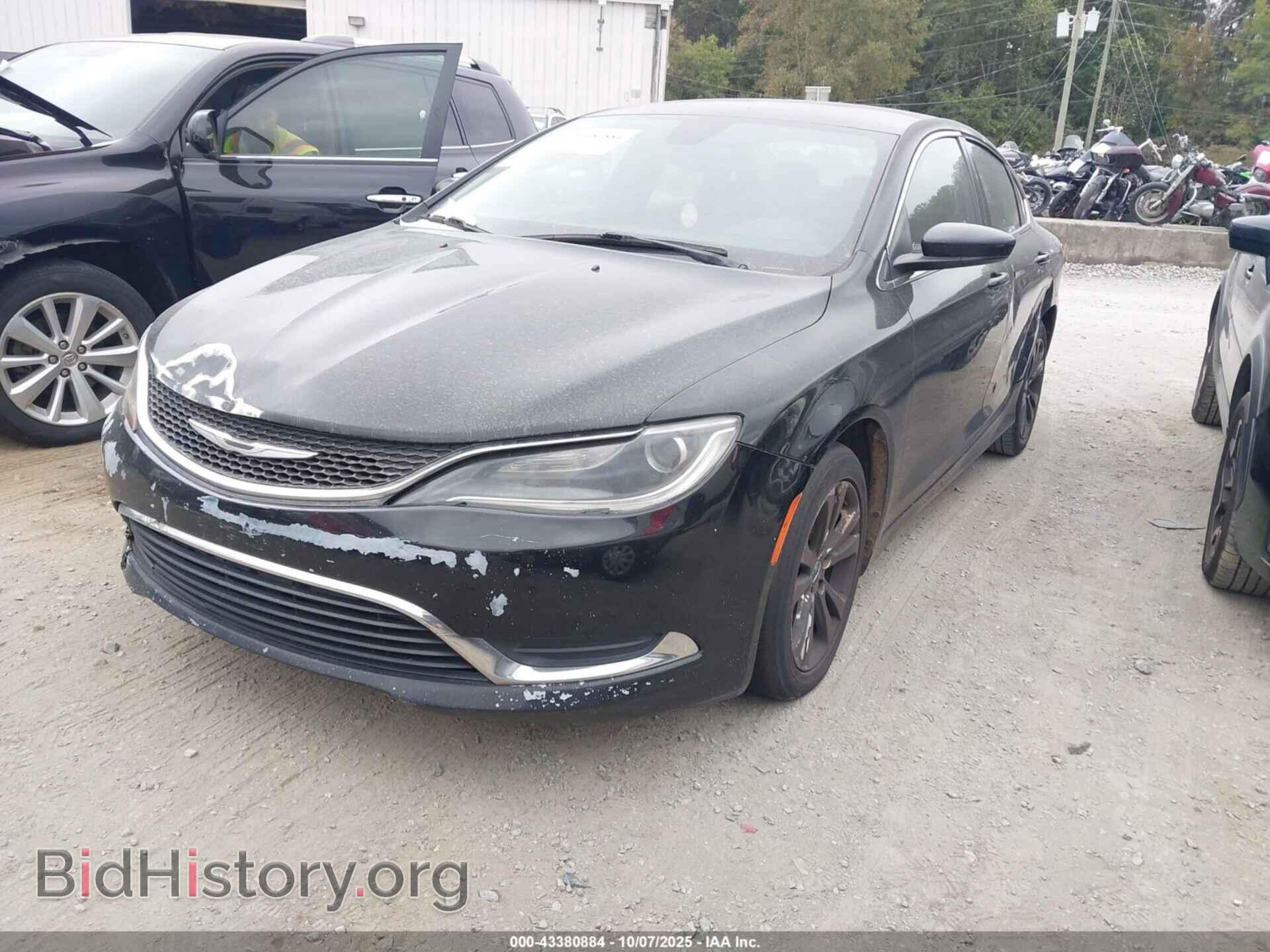 2016 CHRYSLER 200 - VIN: 1C3CCCAB0GN153582 - Фото 2