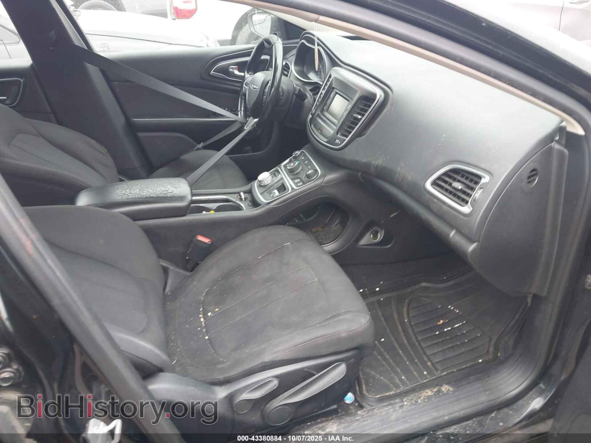 2016 CHRYSLER 200 - VIN: 1C3CCCAB0GN153582 - Фото 5
