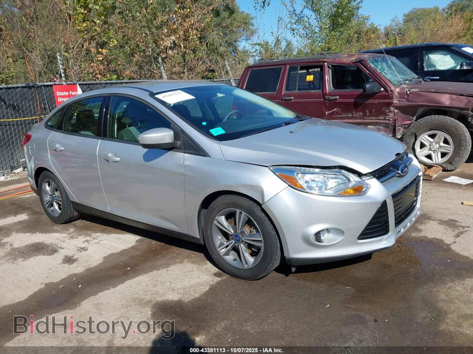 Photo 1FAHP3F2XCL422505 - FORD FOCUS 2012