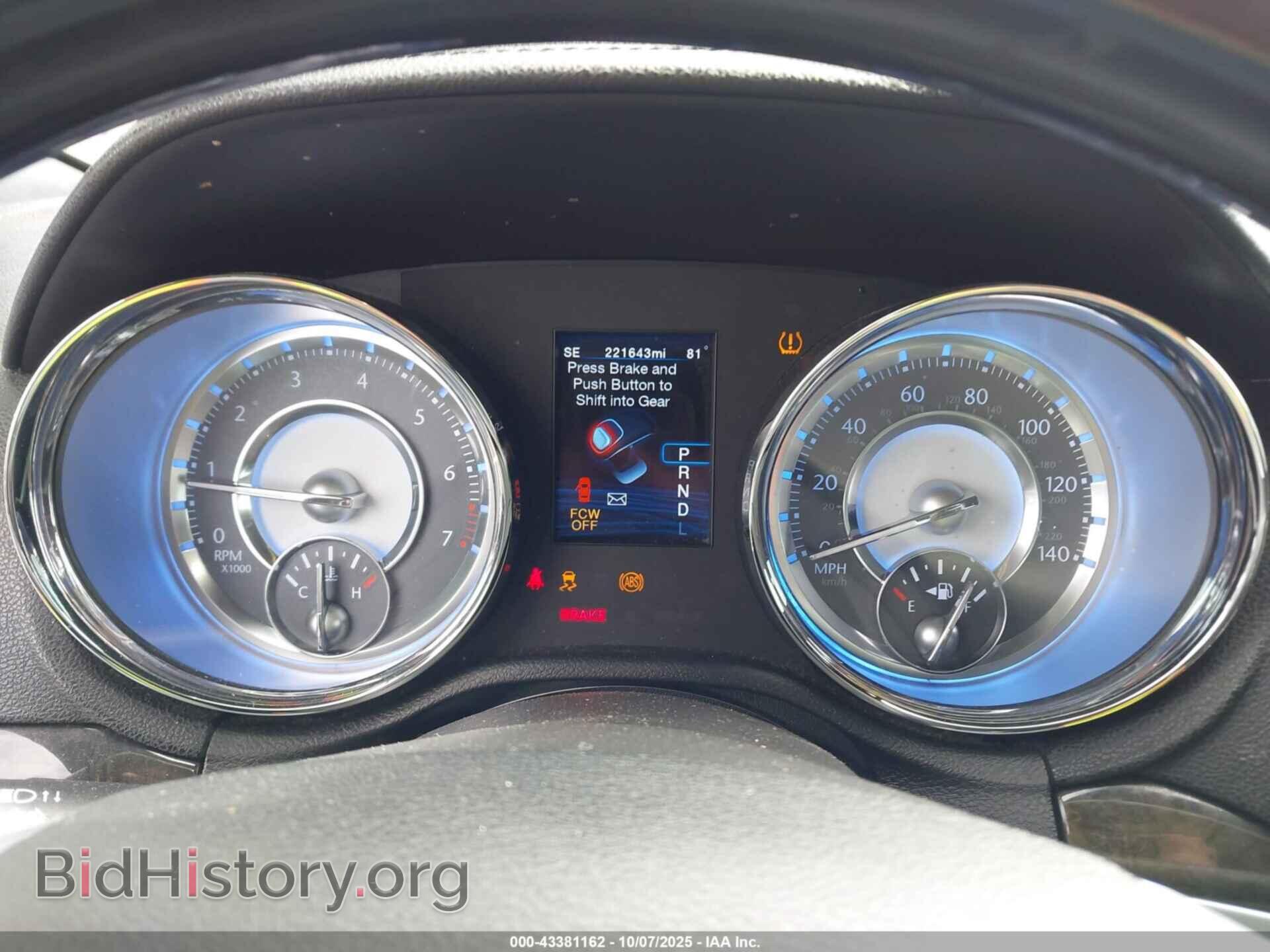 2012 CHRYSLER 300 - VIN: 2C3CCACG5CH136955 - Фото 7
