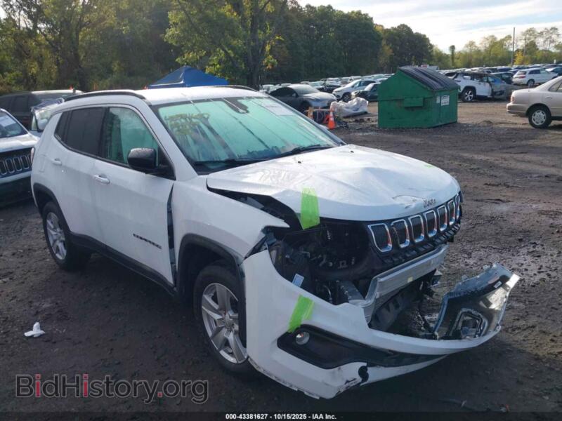 2022 Jeep COMPASS (VIN 3C4NJDBB6NT230743) — фото 13 из 17