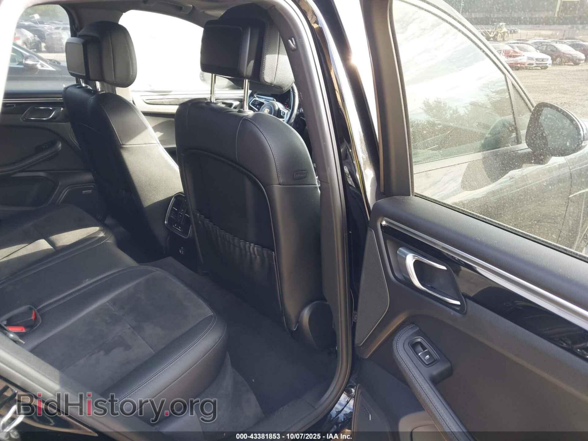 2017 PORSCHE MACAN - VIN: WP1AA2A59HLB00162 - Photo 8