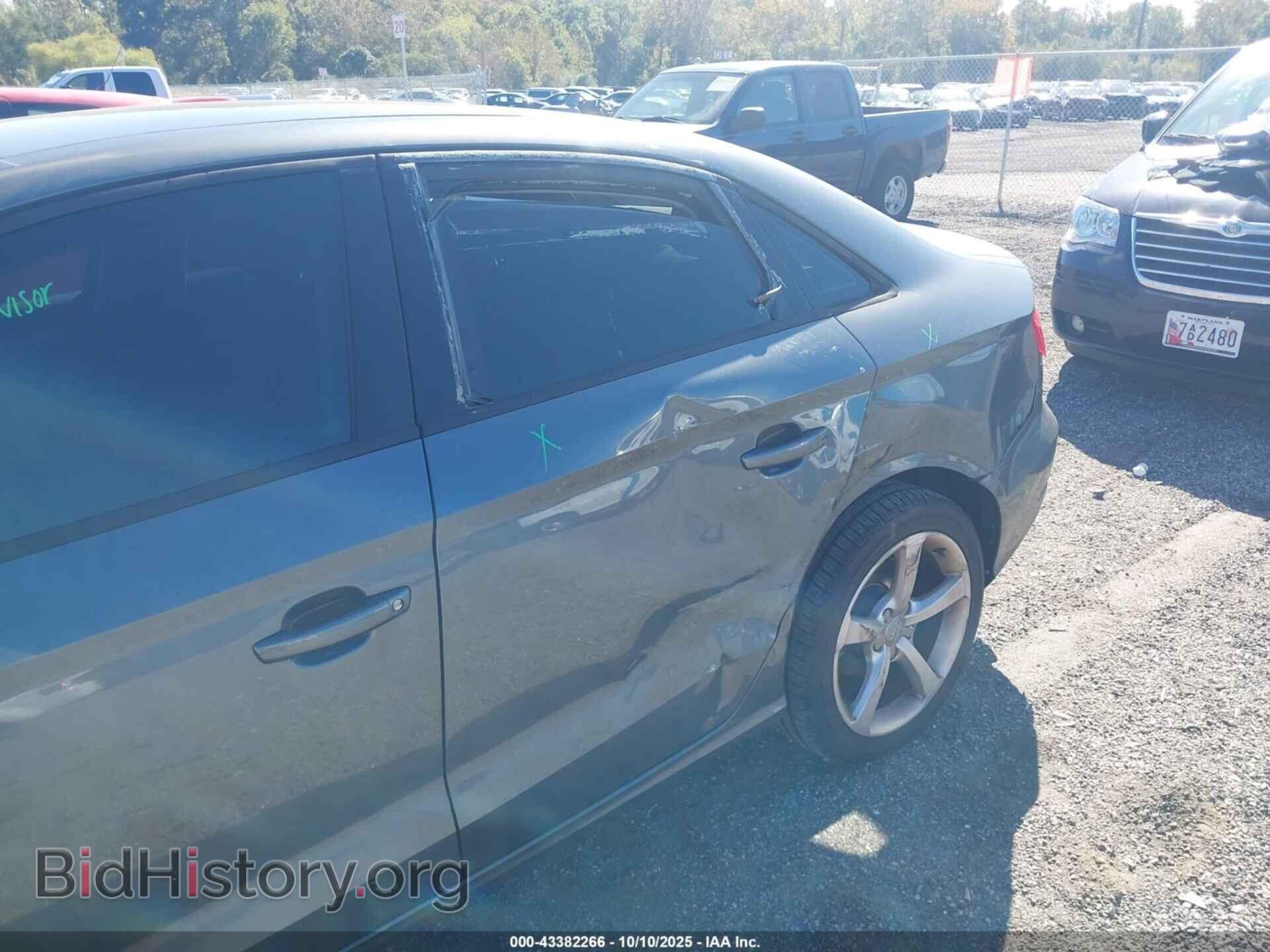 2015 AUDI A3 - VIN: WAUBFGFF8F1005698 - Фото 6