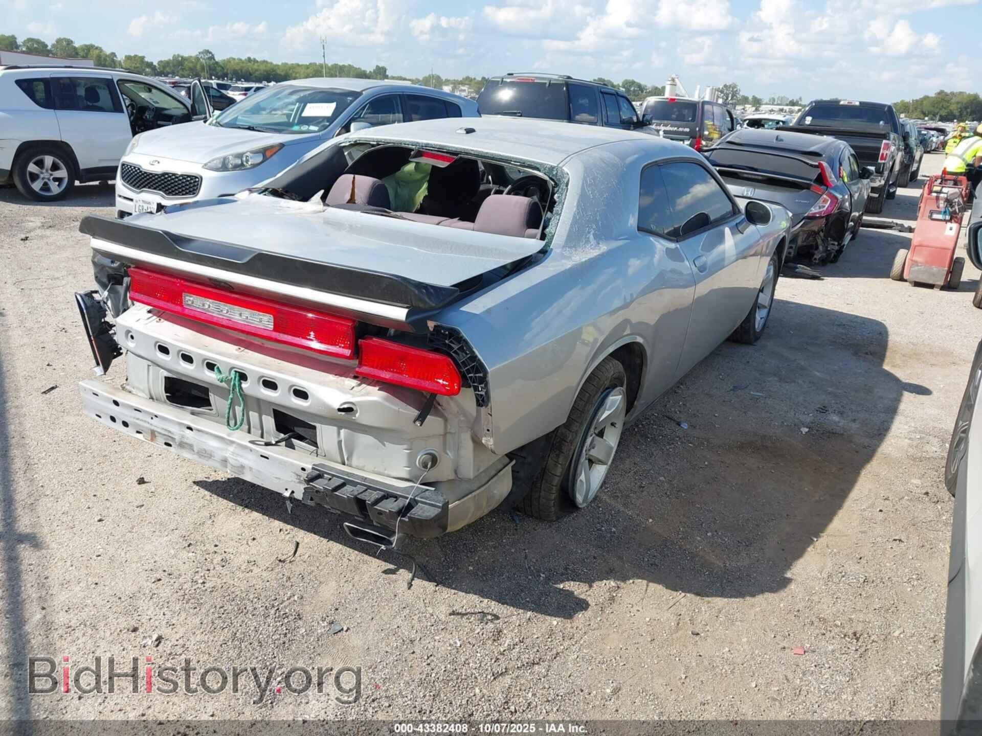2012 DODGE CHALLENGER - VIN: 2C3CDYAG2CH134430 - Photo 4