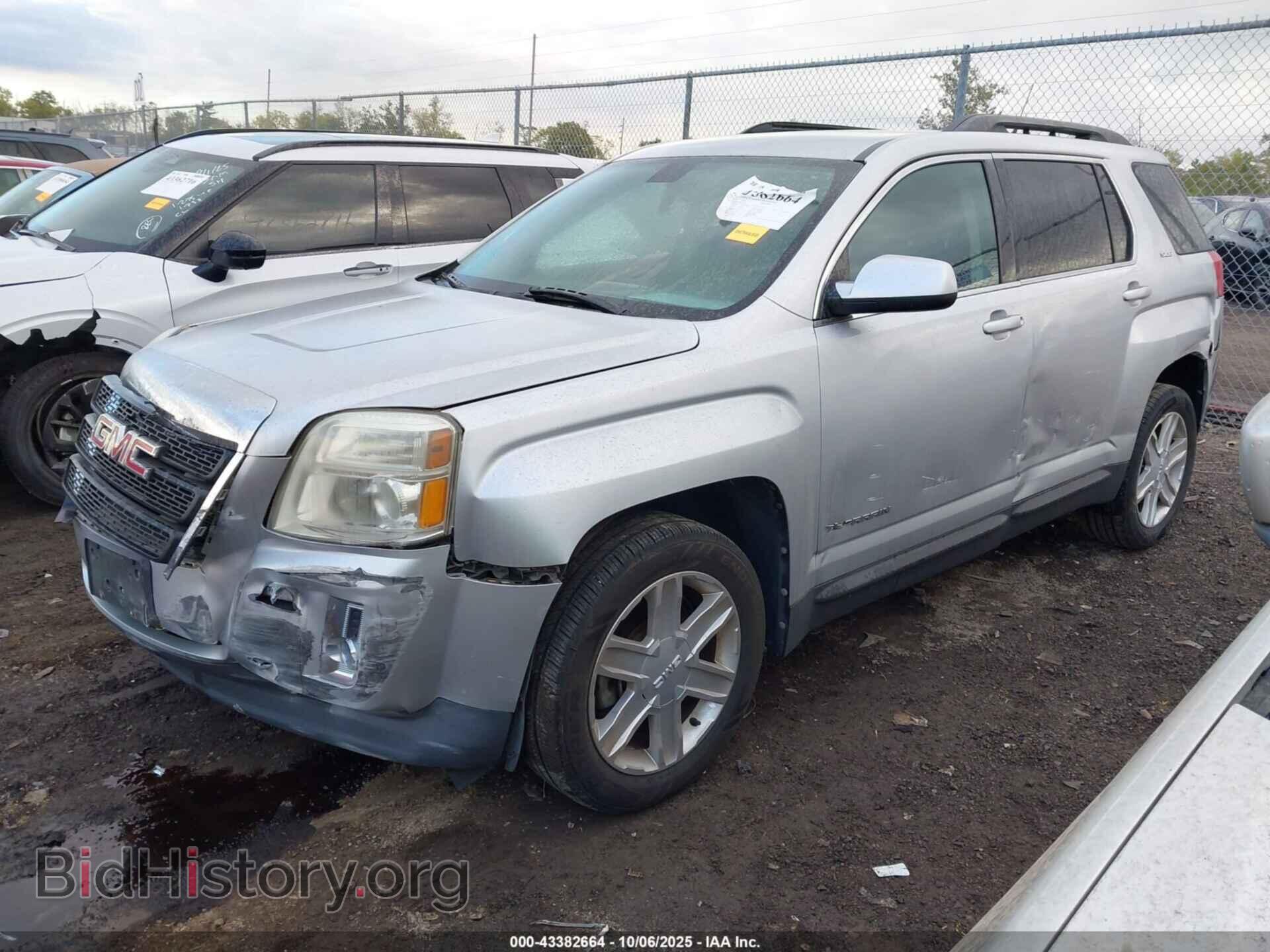2011 GMC TERRAIN - VIN: 2CTALSEC9B6436306 - Photo 2