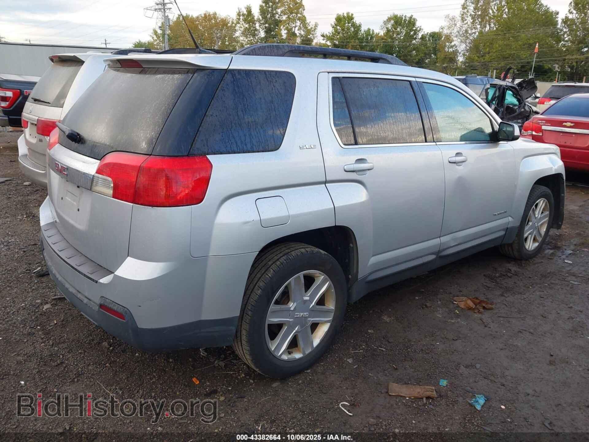 2011 GMC TERRAIN - VIN: 2CTALSEC9B6436306 - Photo 4