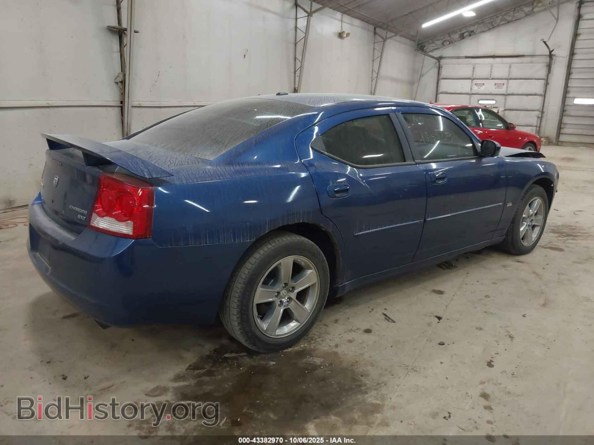 2010 DODGE CHARGER - VIN: 2B3CA3CV9AH128495 - Фото 4