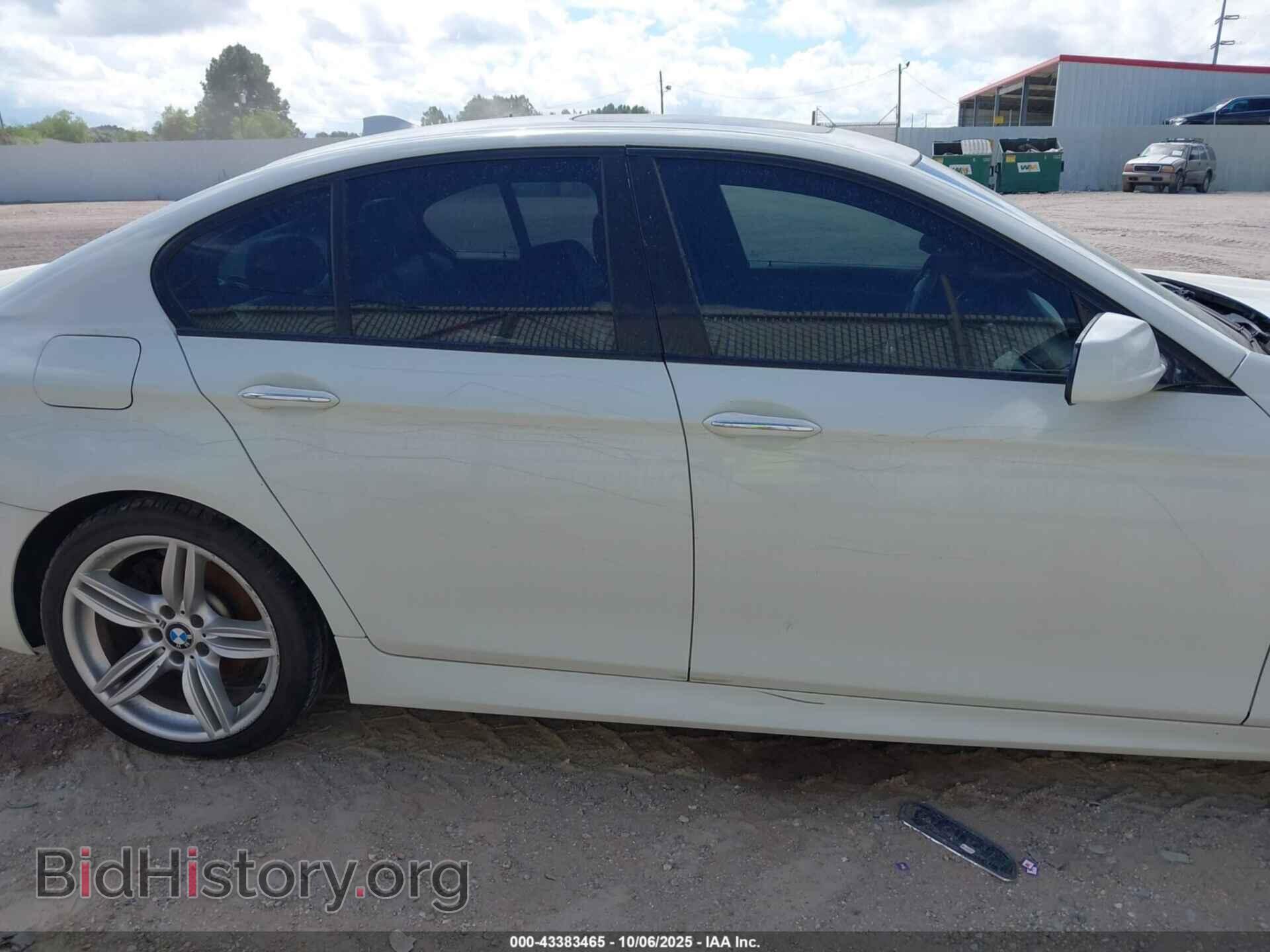 2012 BMW 535I - VIN: WBAFR7C59CC812817 - Фото 13