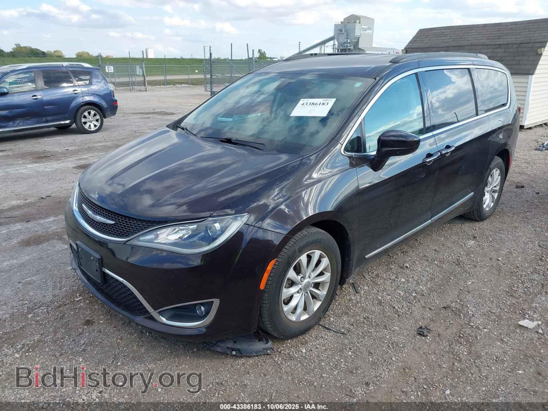 2017 CHRYSLER PACIFICA - VIN: 2C4RC1BG8HR525825 - Фото 2