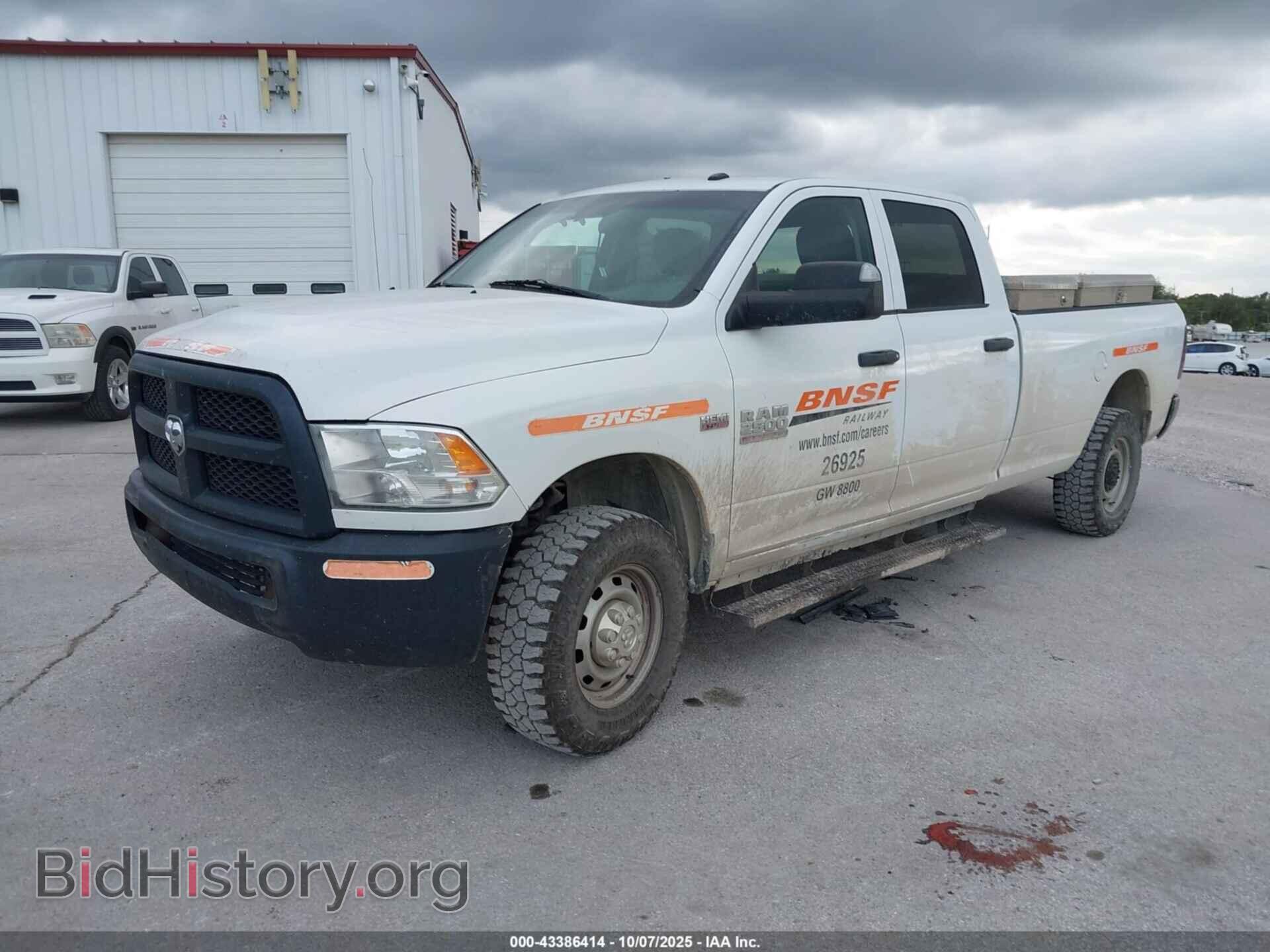 2013 RAM 2500 - VIN: 3C6TR5HT8DG568942 - Фото 2