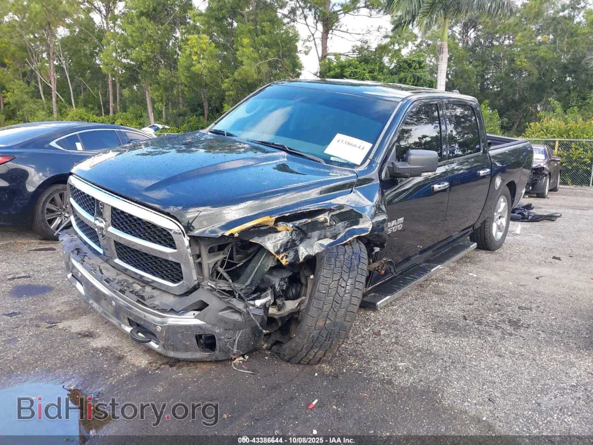 2017 RAM 1500 - VIN: 1C6RR7LT9HS540255 - Фото 2