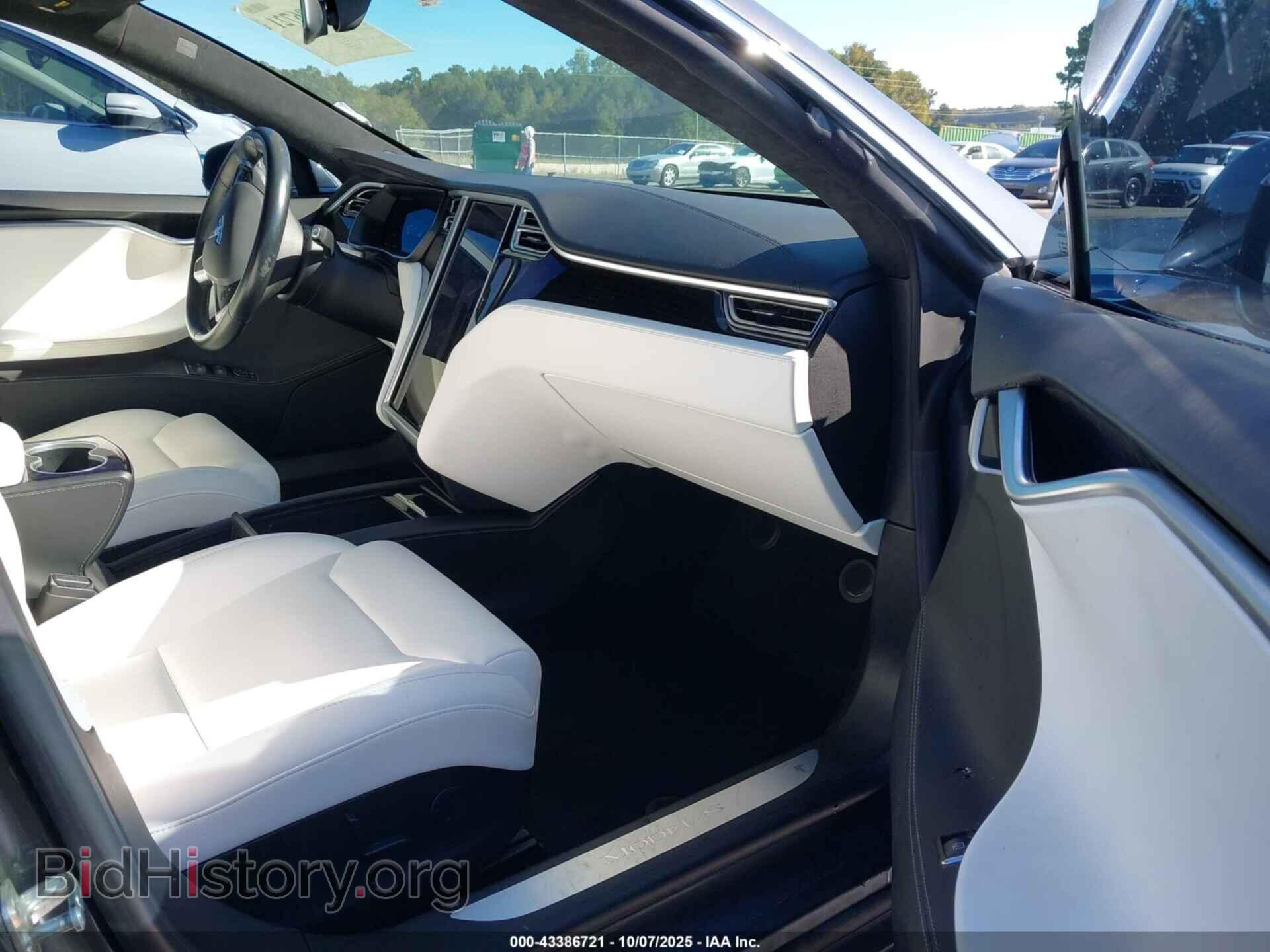 2017 TESLA MODEL S - VIN: 5YJSA1E23HF212975 - Фото 5