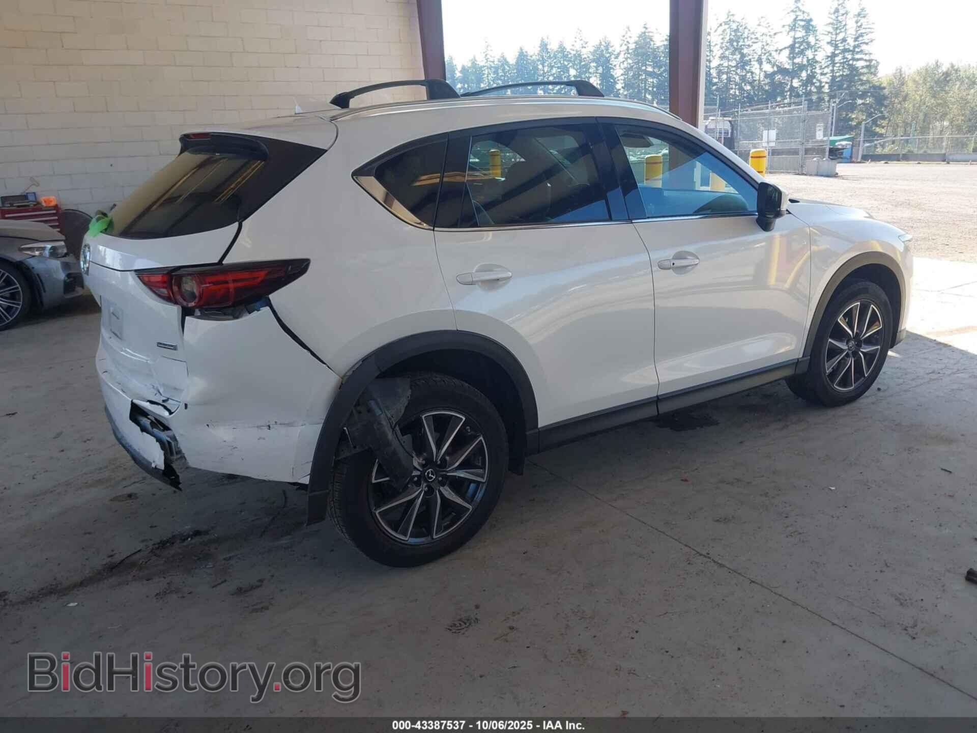 2017 MAZDA CX-5 - VIN: JM3KFBDL7H0216857 - Фото 4