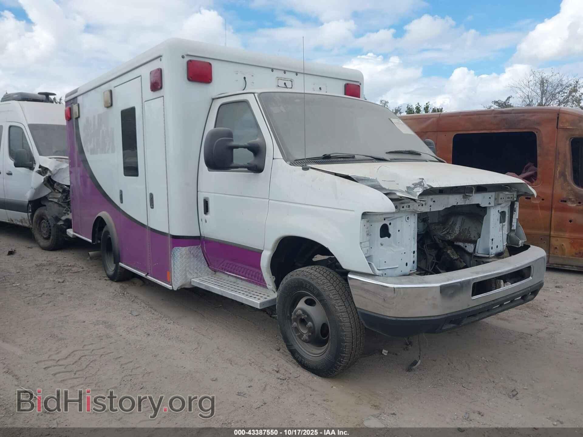 Photo 1FDWE3FN2MDC38572 - FORD E-350 CUTAWAY 2021