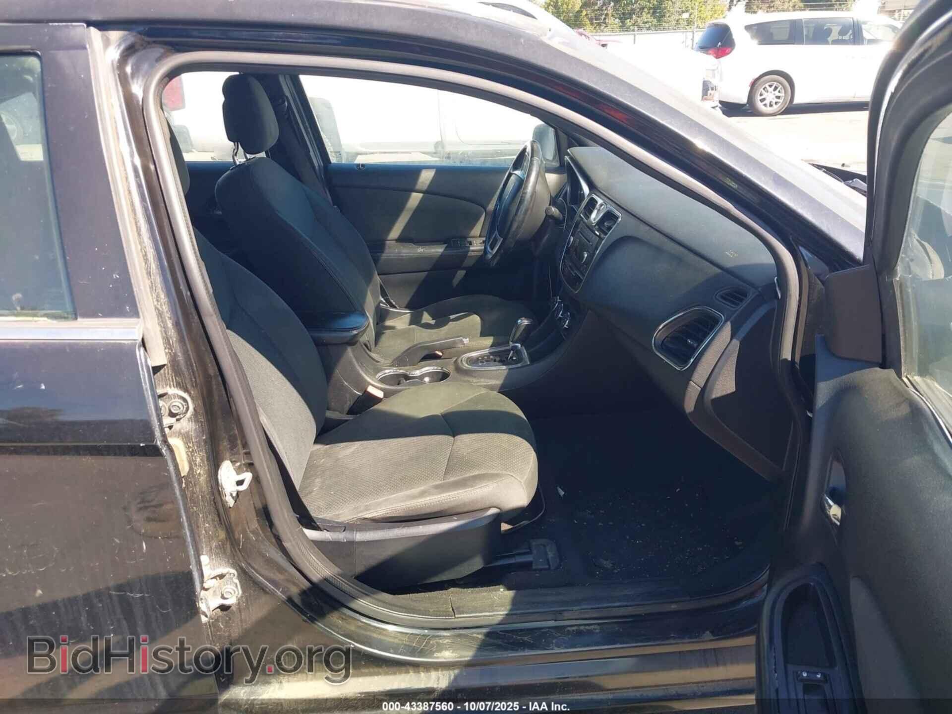 2012 CHRYSLER 200 - VIN: 1C3CCBBB3CN137878 - Фото 5