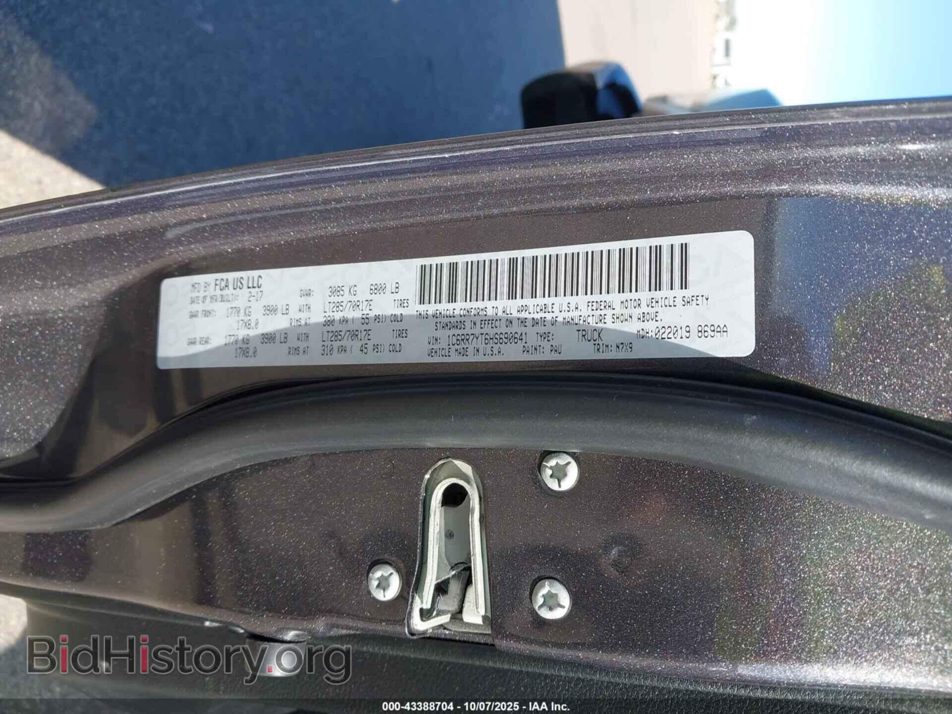2017 RAM 1500 - VIN: 1C6RR7YT6HS690641 - Фото 9