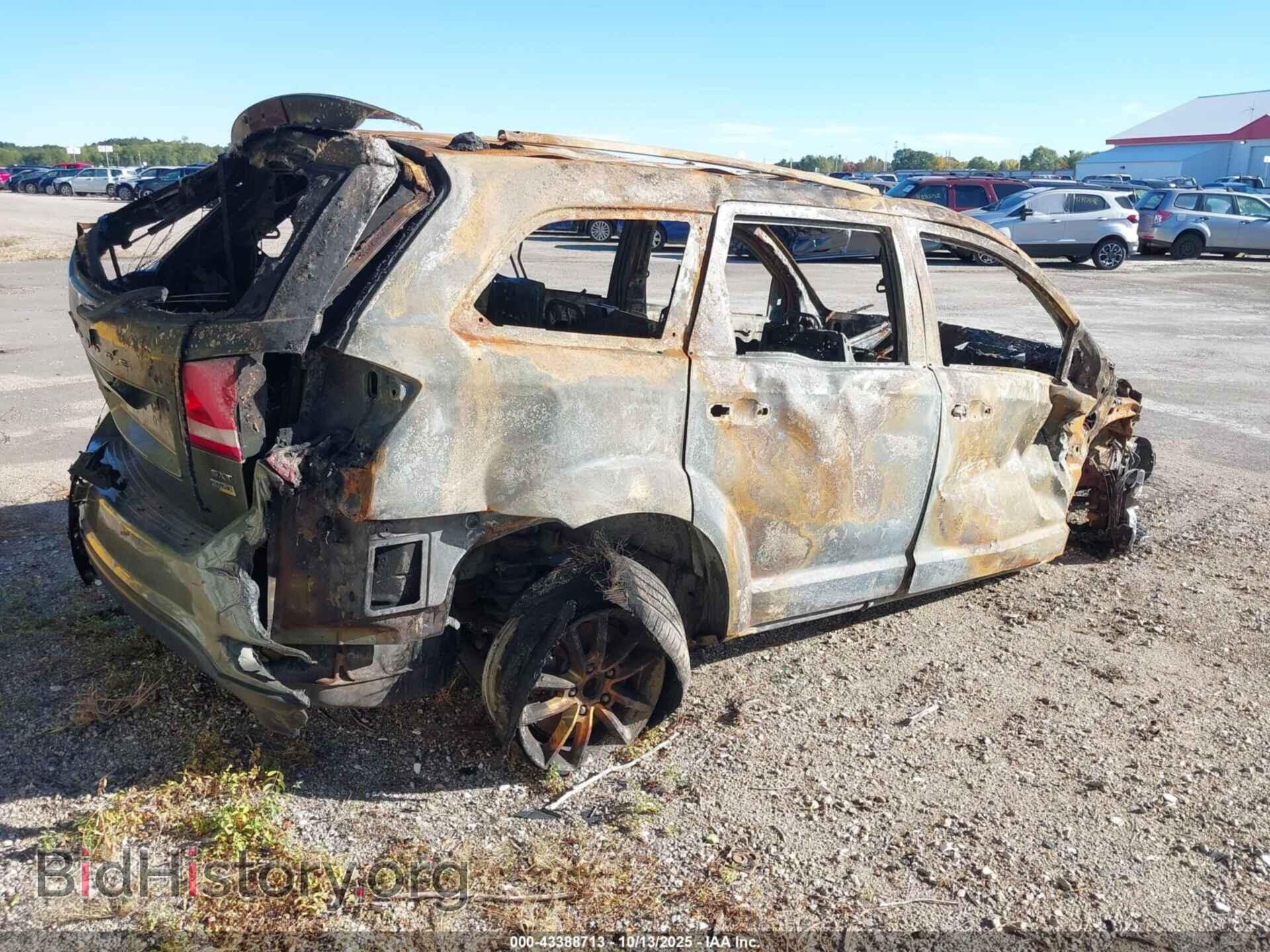 2017 DODGE JOURNEY - VIN: 3C4PDCBG0HT572442 - Фото 4