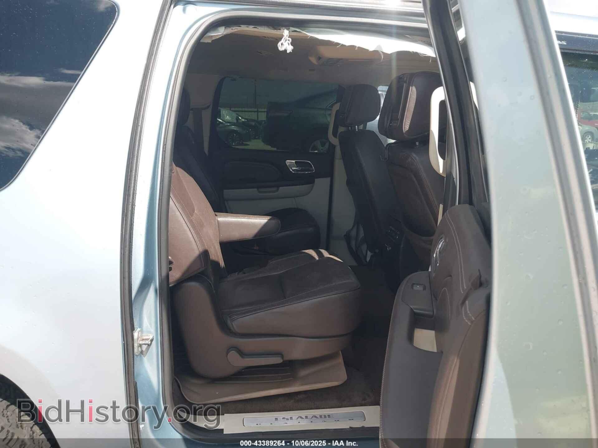2011 CADILLAC ESCALADE ESV - VIN: 1GYS4KEF0BR391553 - Фото 8