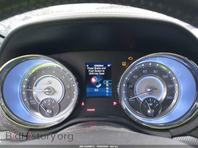 2013 Chrysler 300 (VIN 2C3CCABG6DH644015) — фото 7 из 17