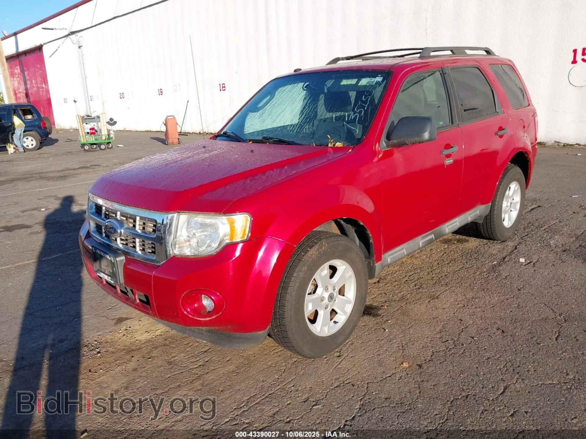 2010 FORD ESCAPE - VIN: 1FMCU0D75AKC92299 - Фото 2