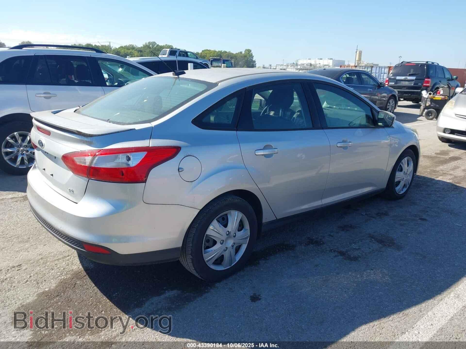 2012 FORD FOCUS - VIN: 1FAHP3F20CL173261 - Photo 2