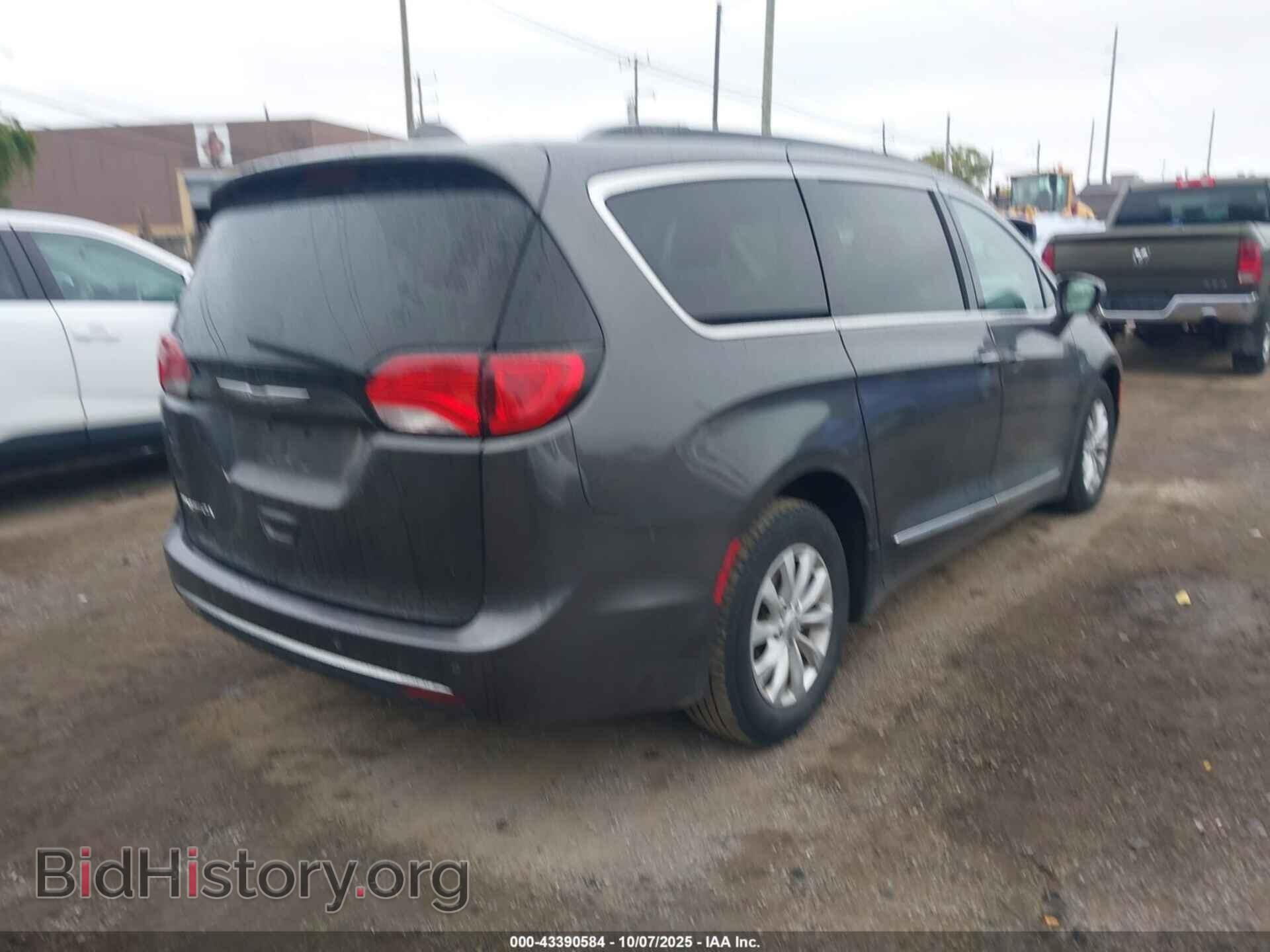 2017 CHRYSLER PACIFICA - VIN: 2C4RC1BG3HR691959 - Фото 4