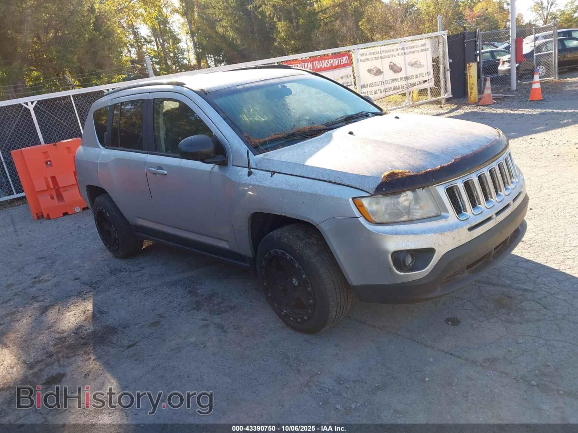 Photo 1C4NJDBB4CD522684 - JEEP COMPASS 2012