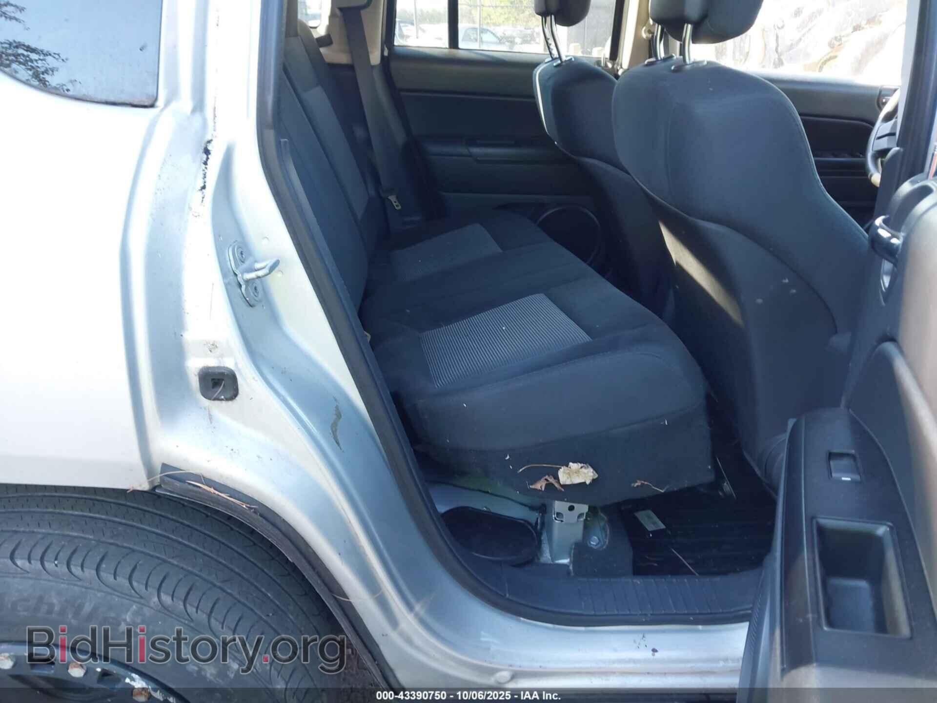 2012 JEEP COMPASS - VIN: 1C4NJDBB4CD522684 - Фото 8