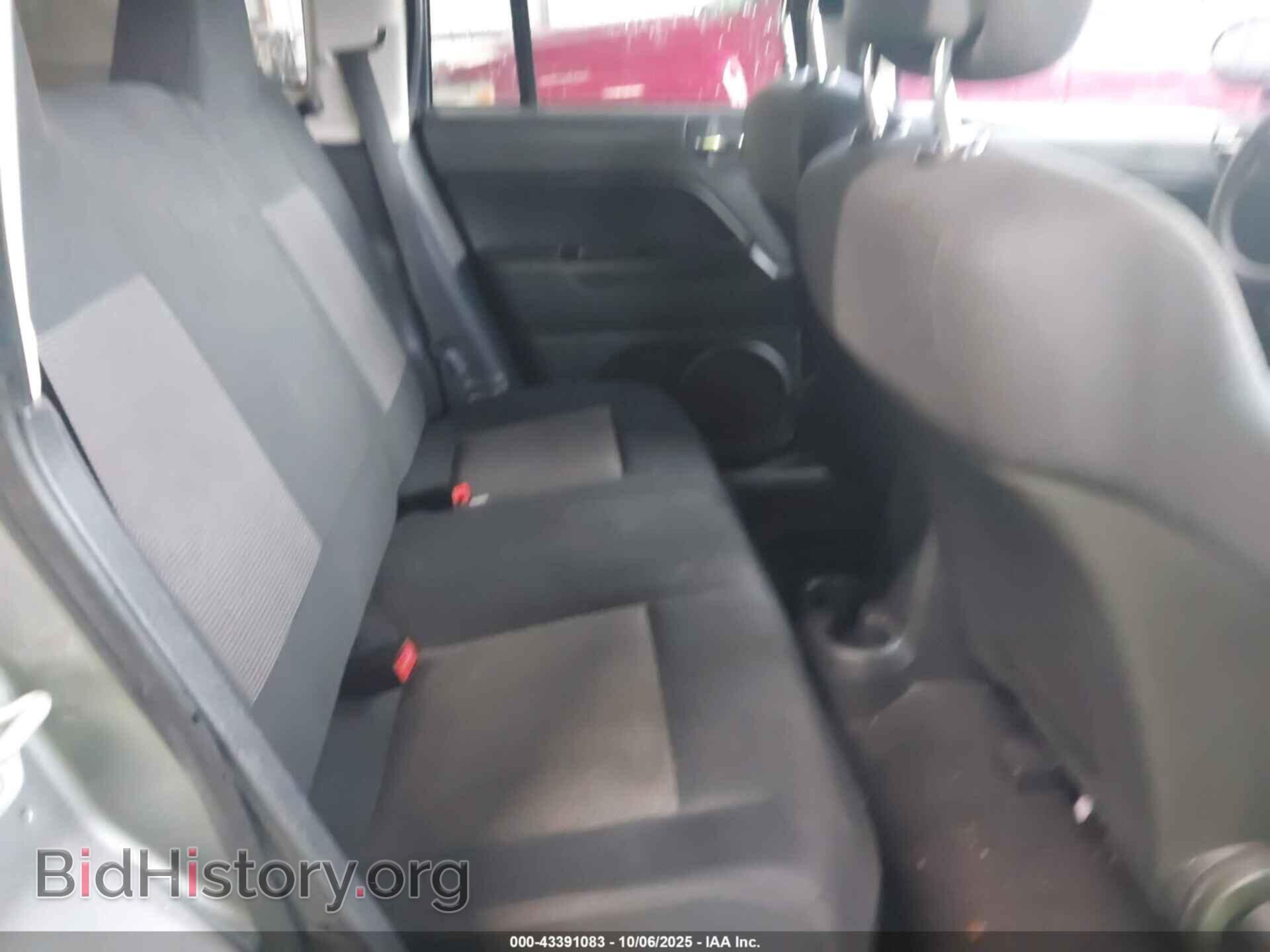 2011 JEEP COMPASS - VIN: 1J4NT1FA8BD290206 - Фото 8