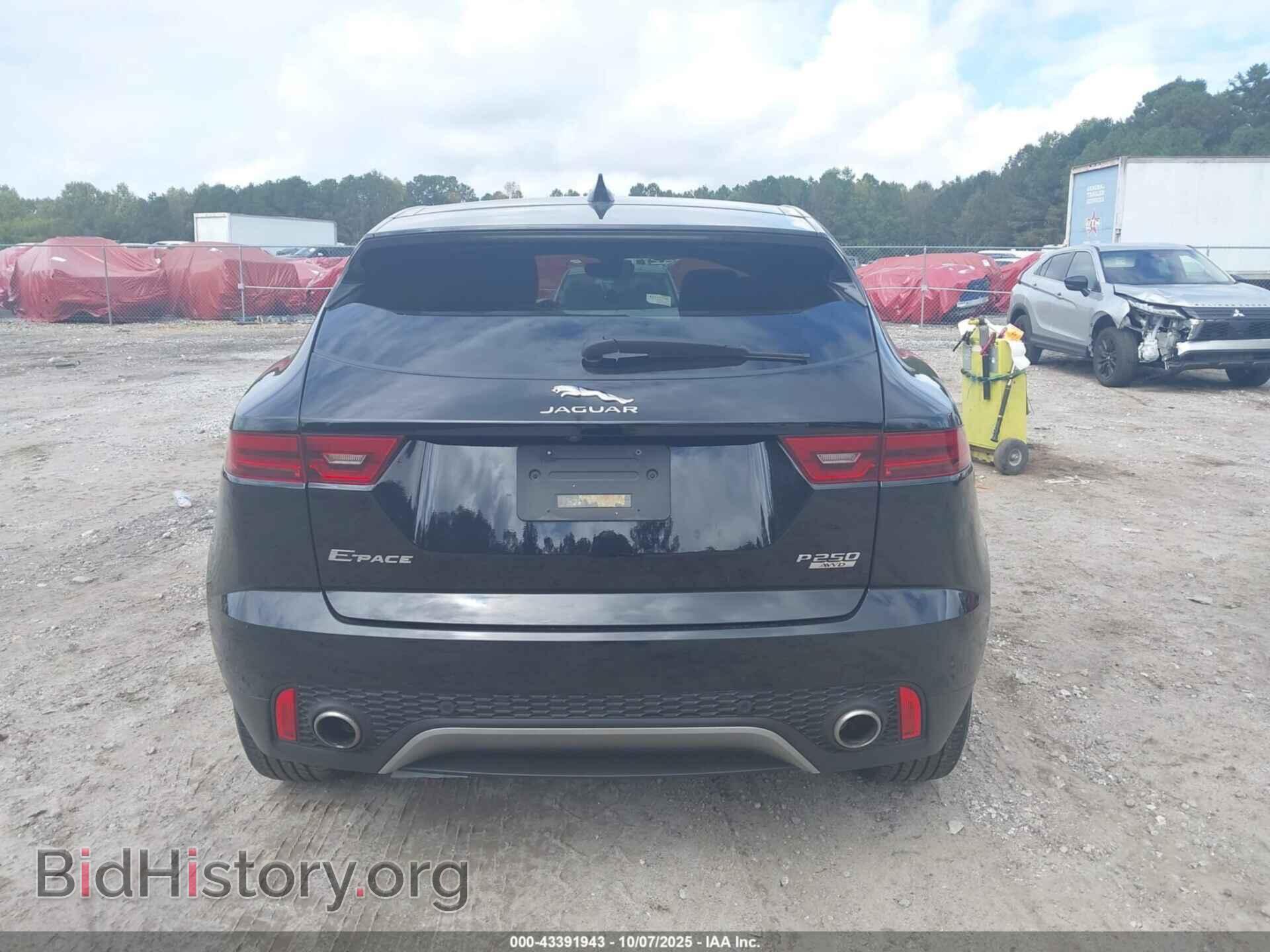 2019 JAGUAR E-PACE - VIN: SADFJ2FX6K1Z42529 - Фото 16