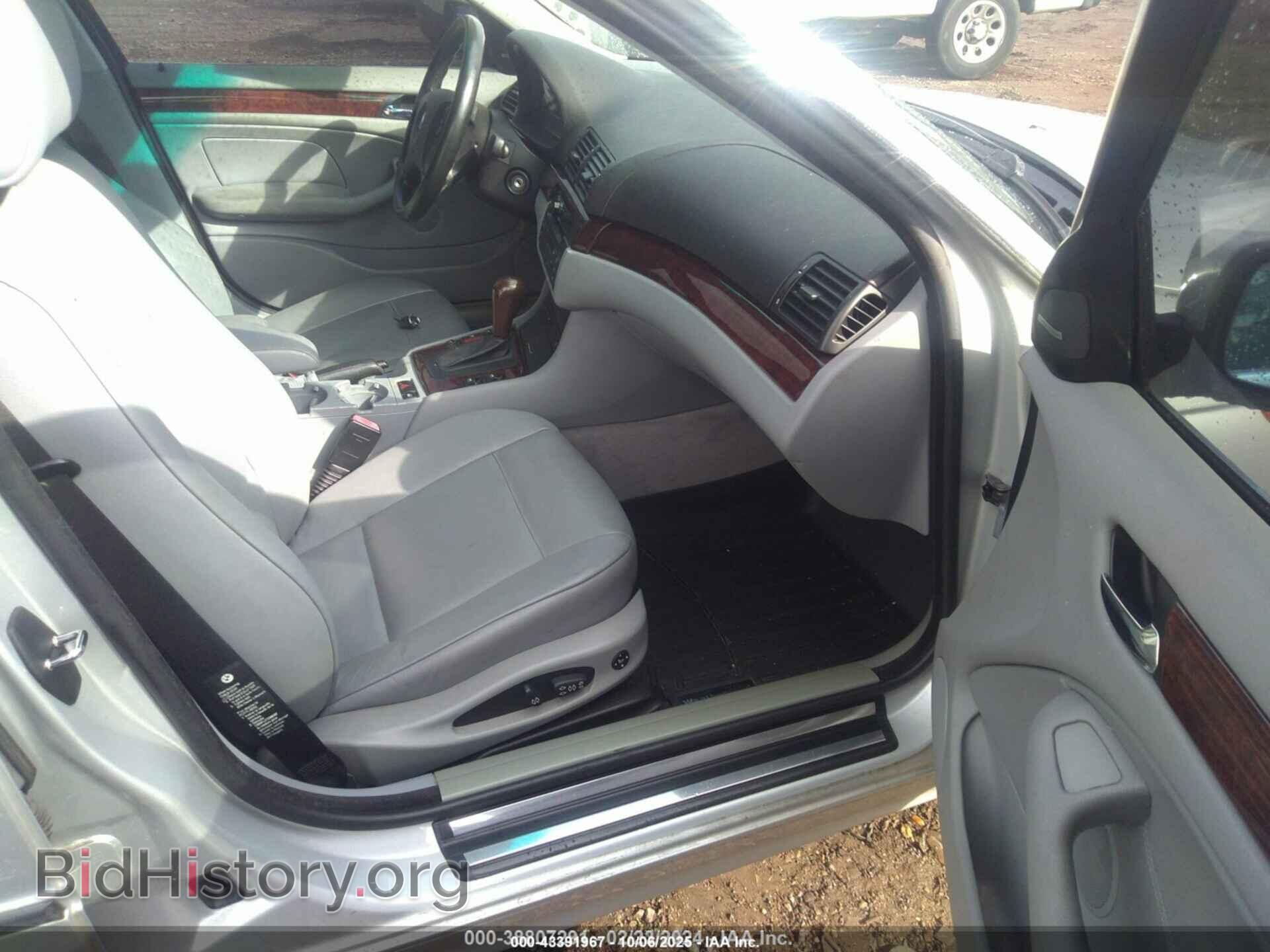 2005 BMW 330I - VIN: WBAEV53485KM41144 - Фото 5