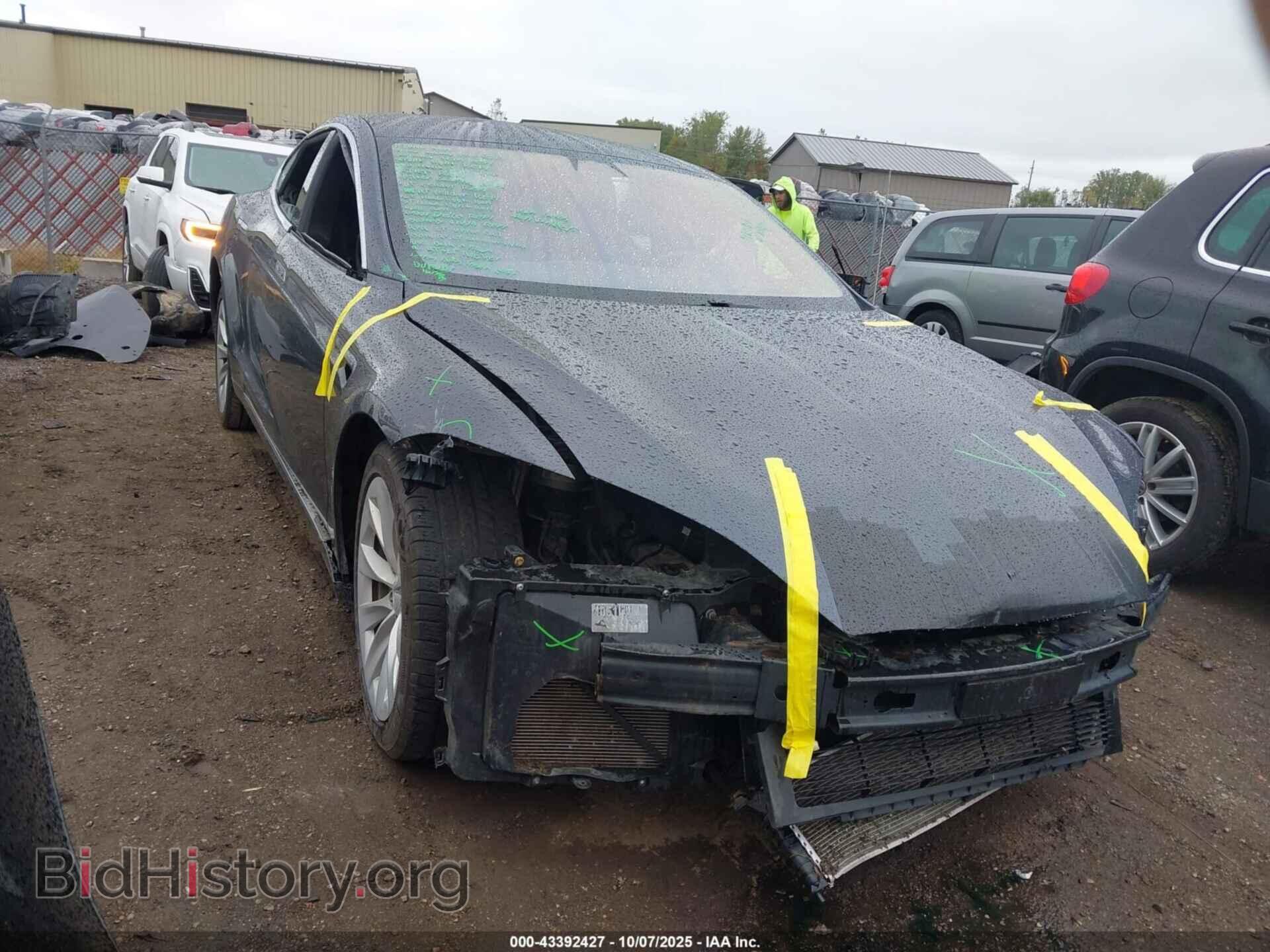 Photo 5YJSA1E22LF359636 - TESLA MODEL S 2020