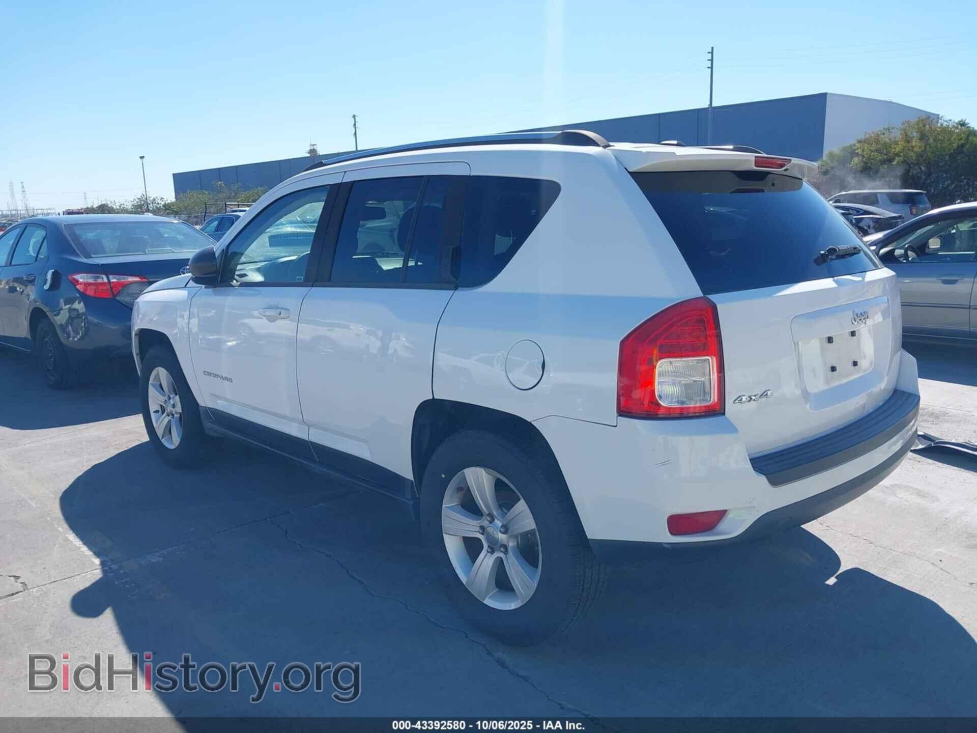 2012 JEEP COMPASS - VIN: 1C4NJDBB1CD662269 - Фото 3