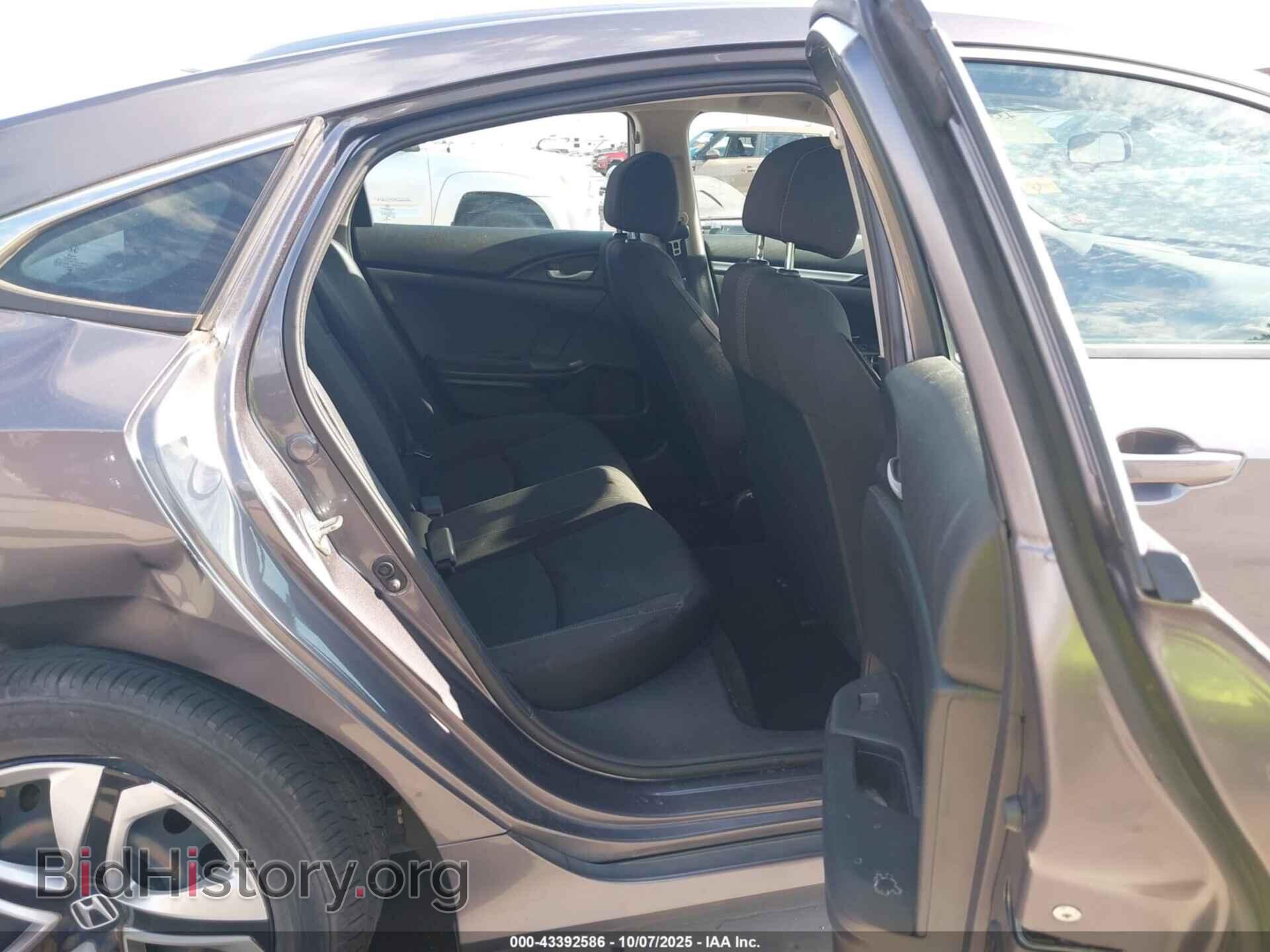 2017 HONDA CIVIC - VIN: 19XFC2F5XHE070849 - Фото 8