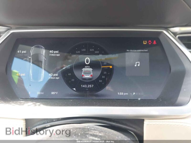 2013 Tesla MODEL S (VIN 5YJSA1CN7DFP24990) — фото 7 из 16