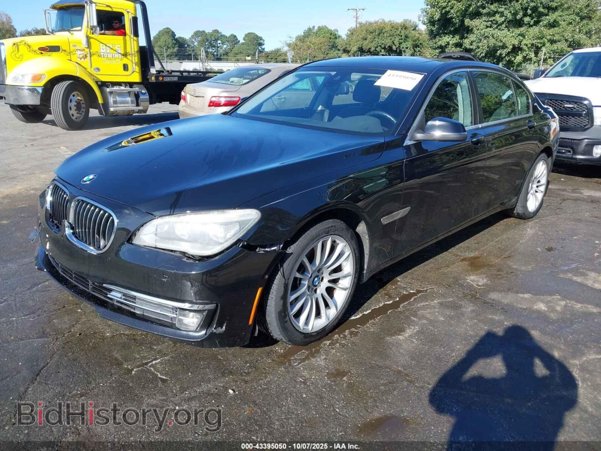 2015 BMW 740LI - VIN: WBAYE4C55FD947004 - Фото 2