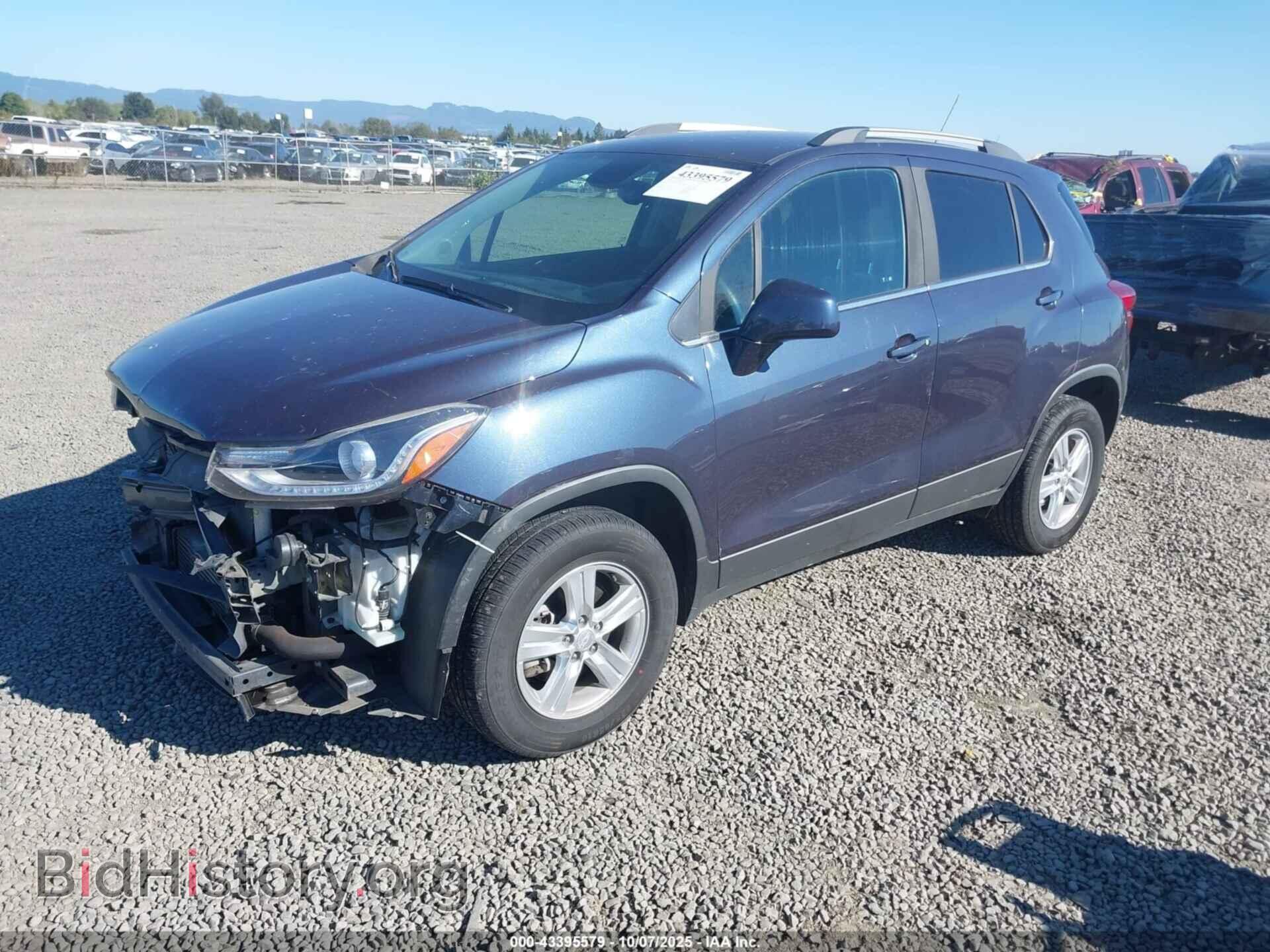 2019 CHEVROLET TRAX - VIN: 3GNCJPSB3KL278065 - Фото 2