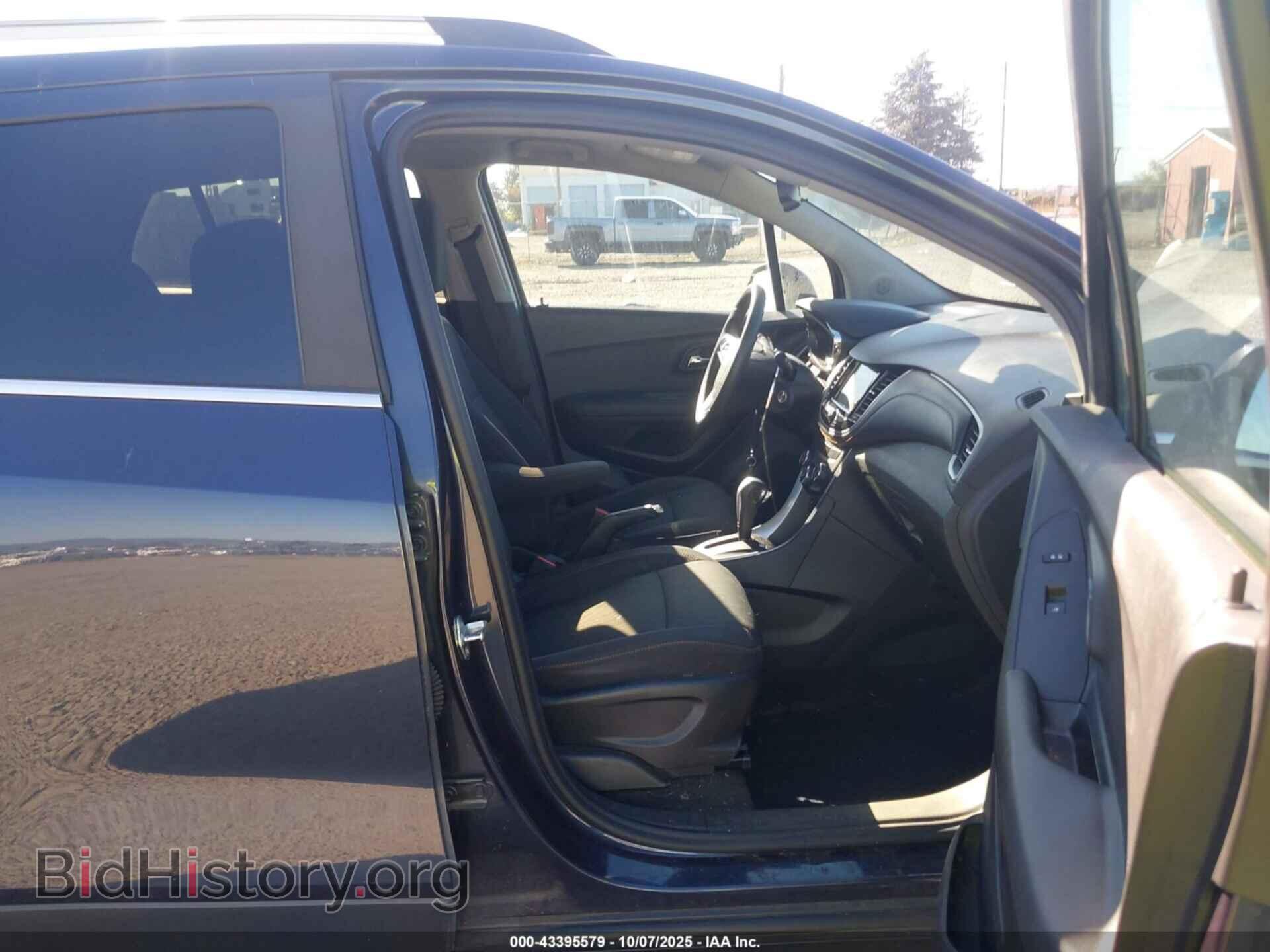 2019 CHEVROLET TRAX - VIN: 3GNCJPSB3KL278065 - Фото 5