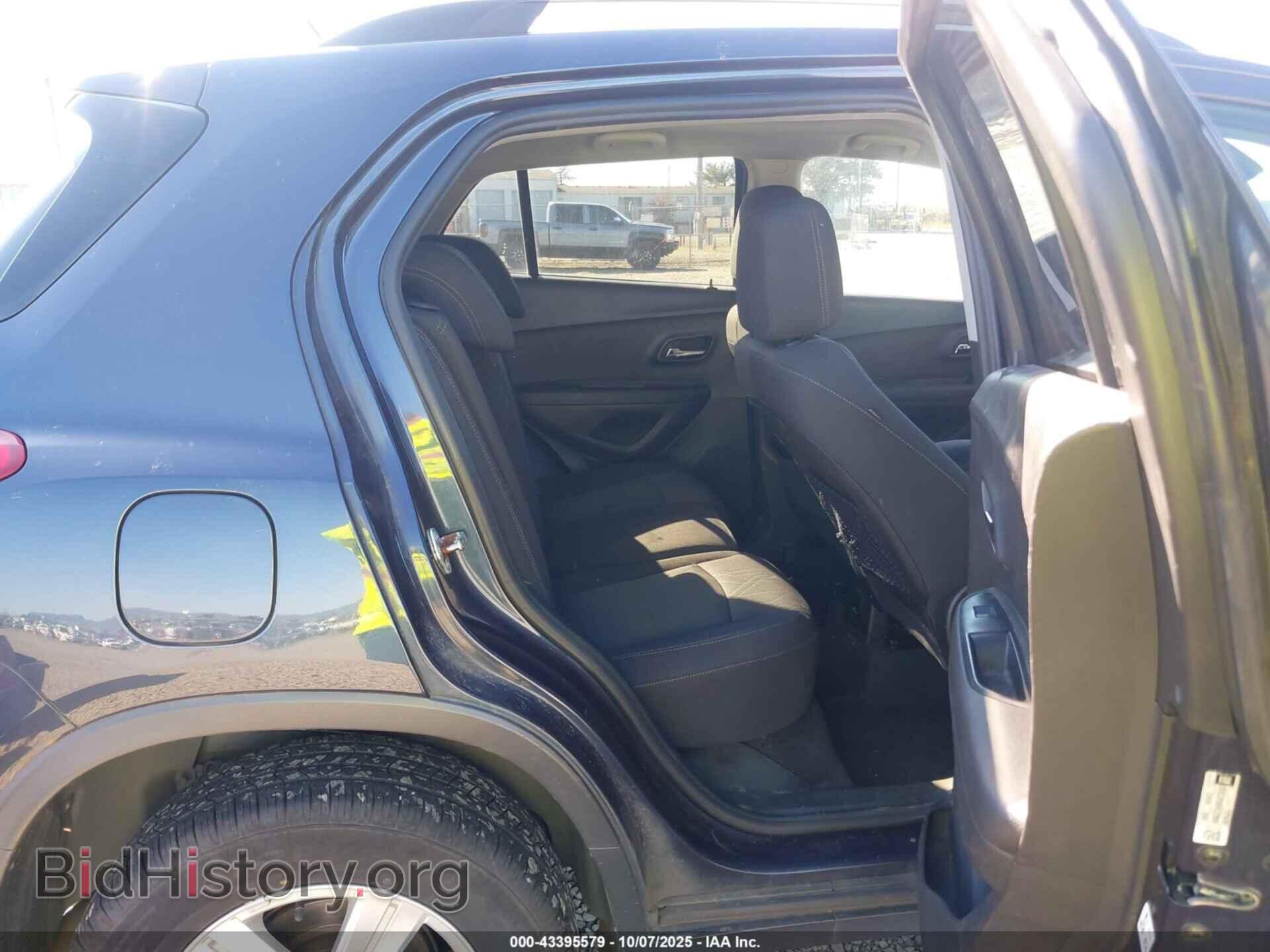 2019 CHEVROLET TRAX - VIN: 3GNCJPSB3KL278065 - Фото 8