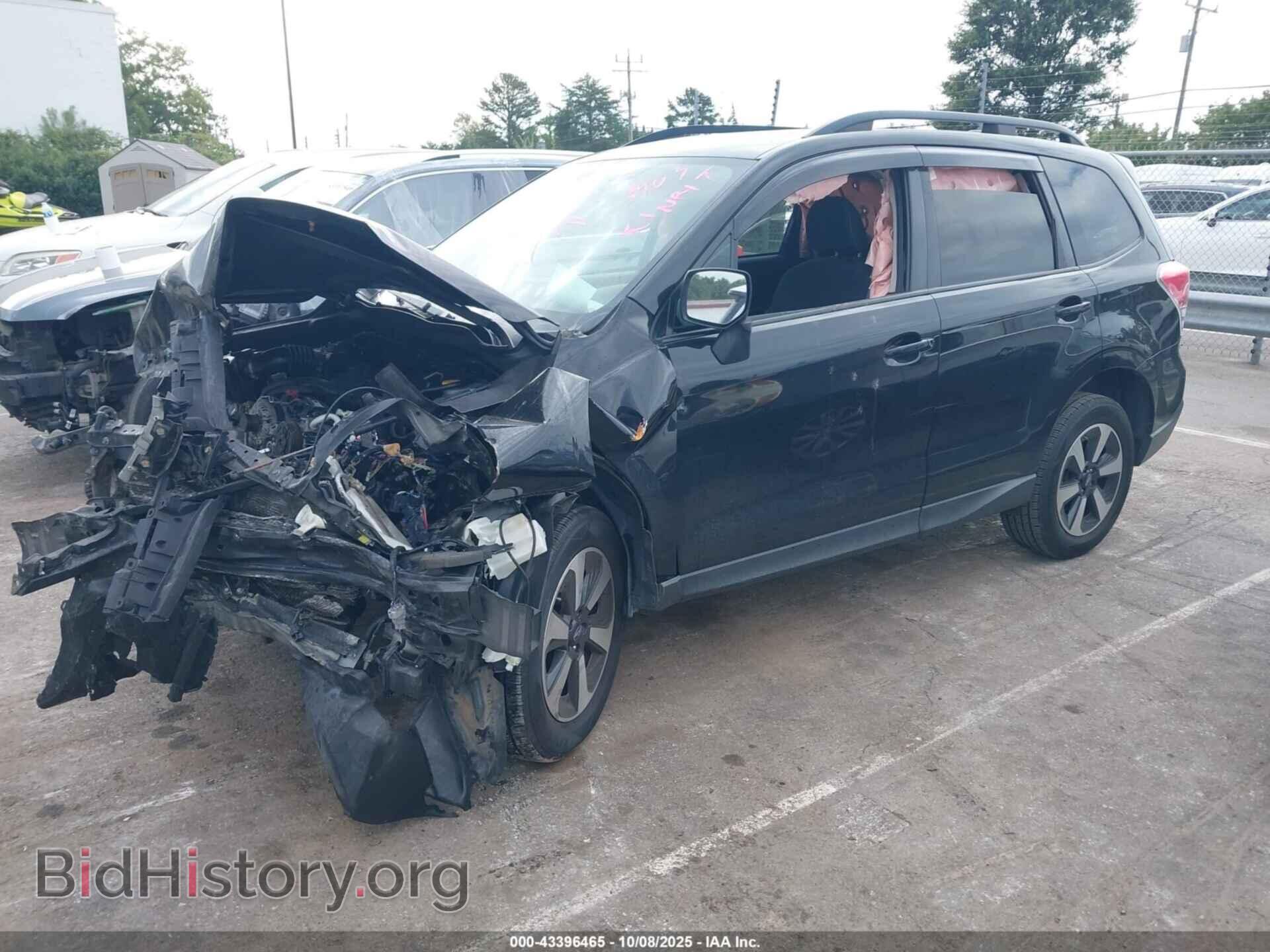 2018 SUBARU FORESTER - VIN: JF2SJAEC8JH593903 - Фото 2