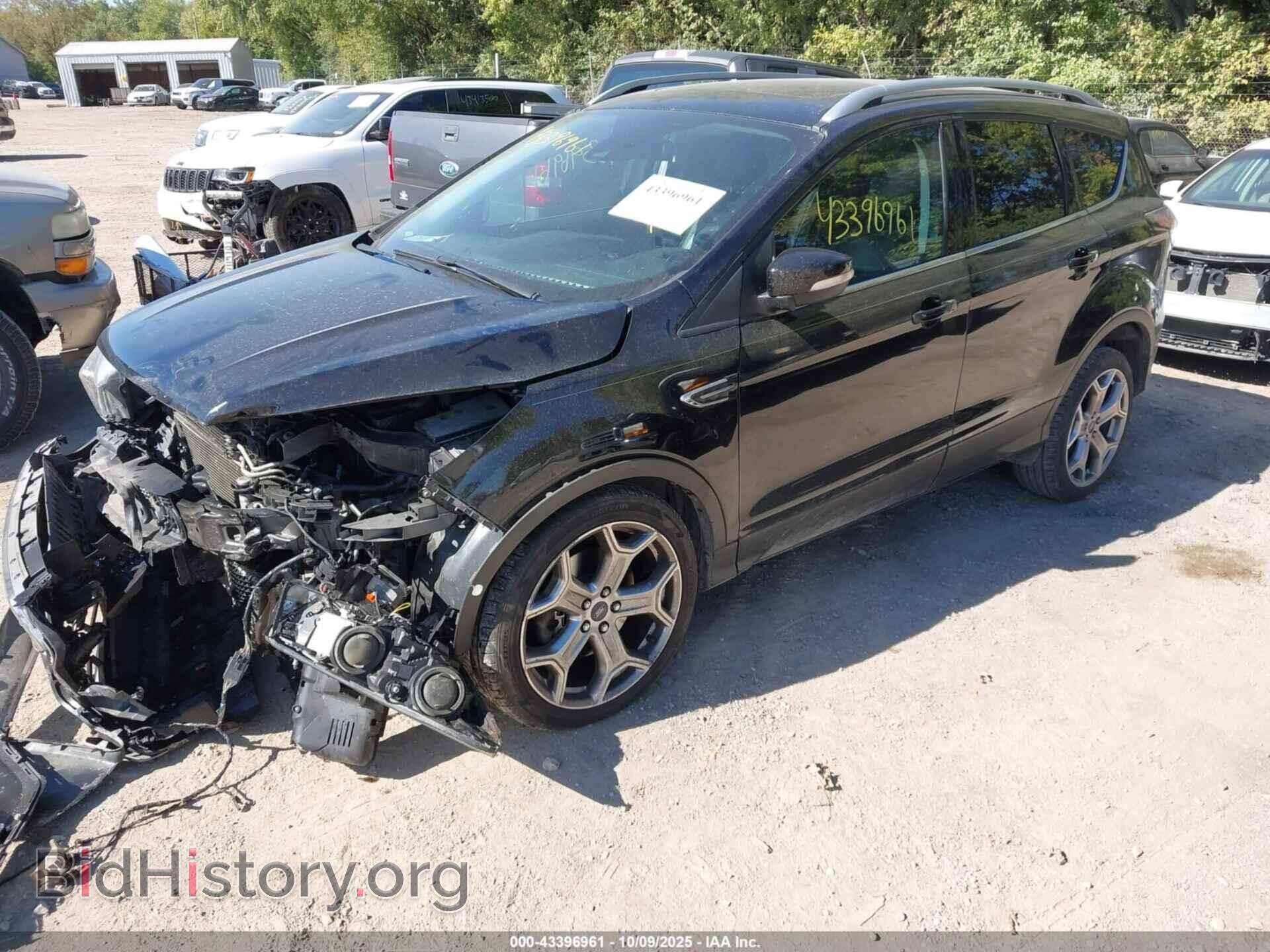 2017 FORD ESCAPE - VIN: 1FMCU9J97HUA03528 - Фото 2