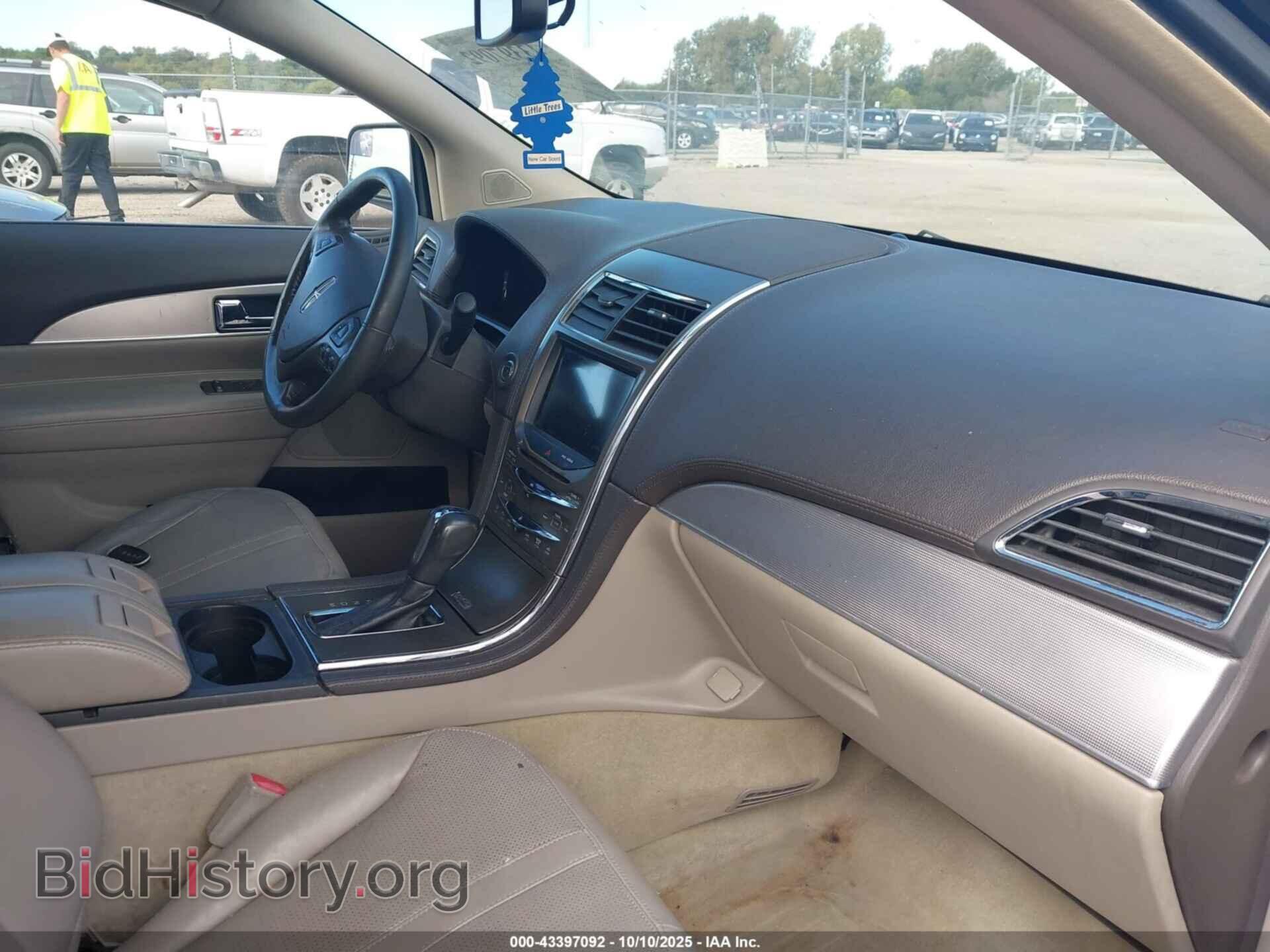 2011 LINCOLN MKX - VIN: 2LMDJ6JK1BBJ14768 - Фото 5