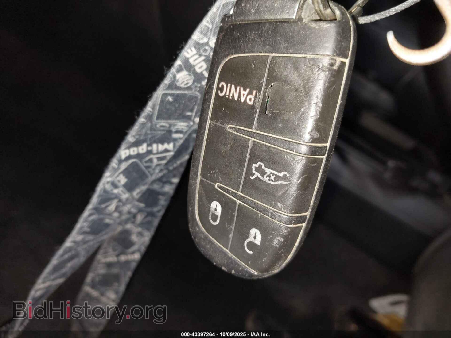 2016 CHRYSLER 200 - VIN: 1C3CCCAB0GN163884 - Photo 11