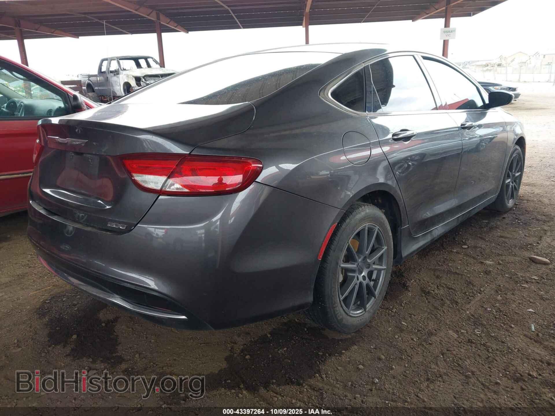 2016 CHRYSLER 200 - VIN: 1C3CCCAB0GN163884 - Photo 4