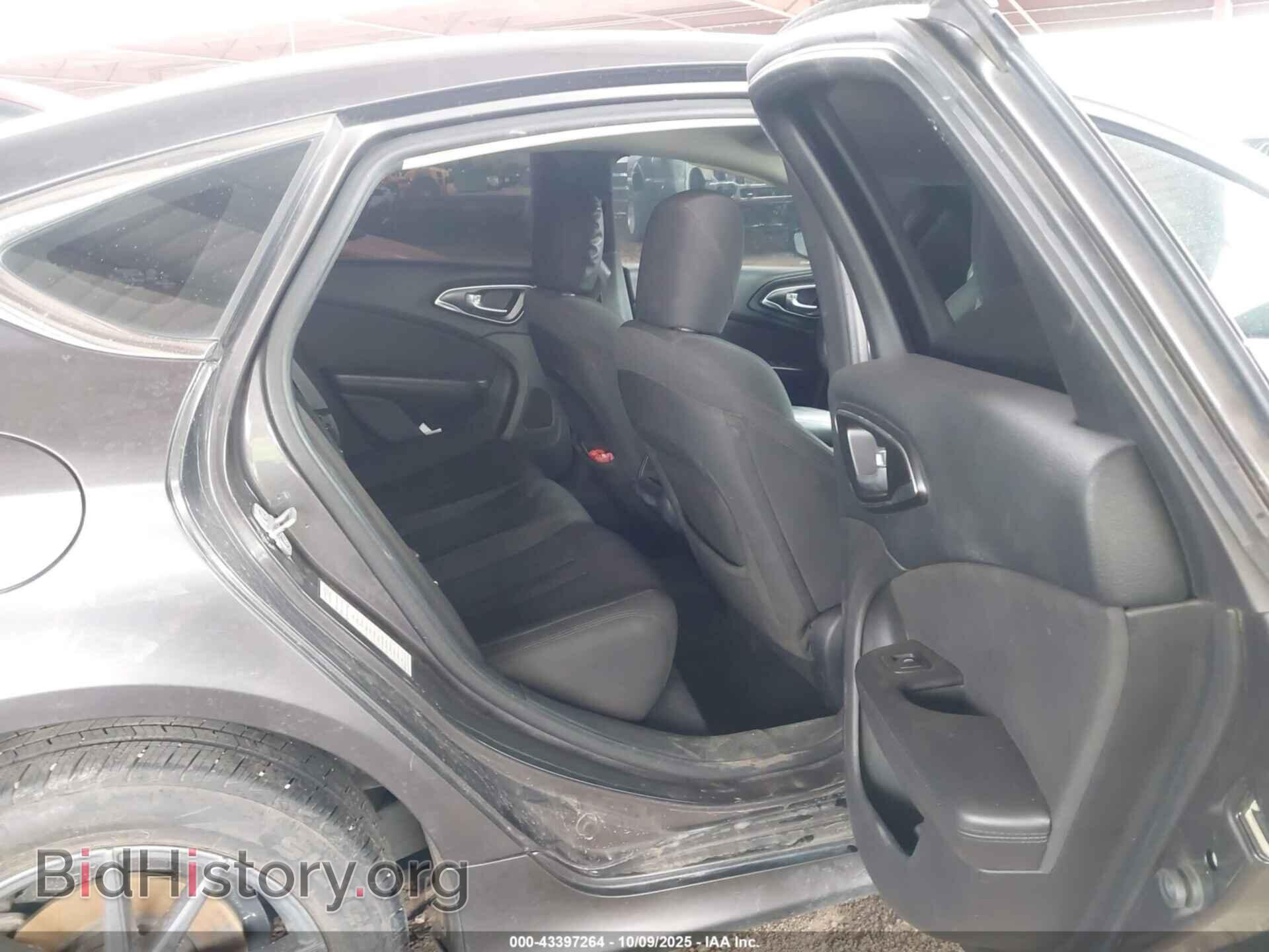 2016 CHRYSLER 200 - VIN: 1C3CCCAB0GN163884 - Photo 8