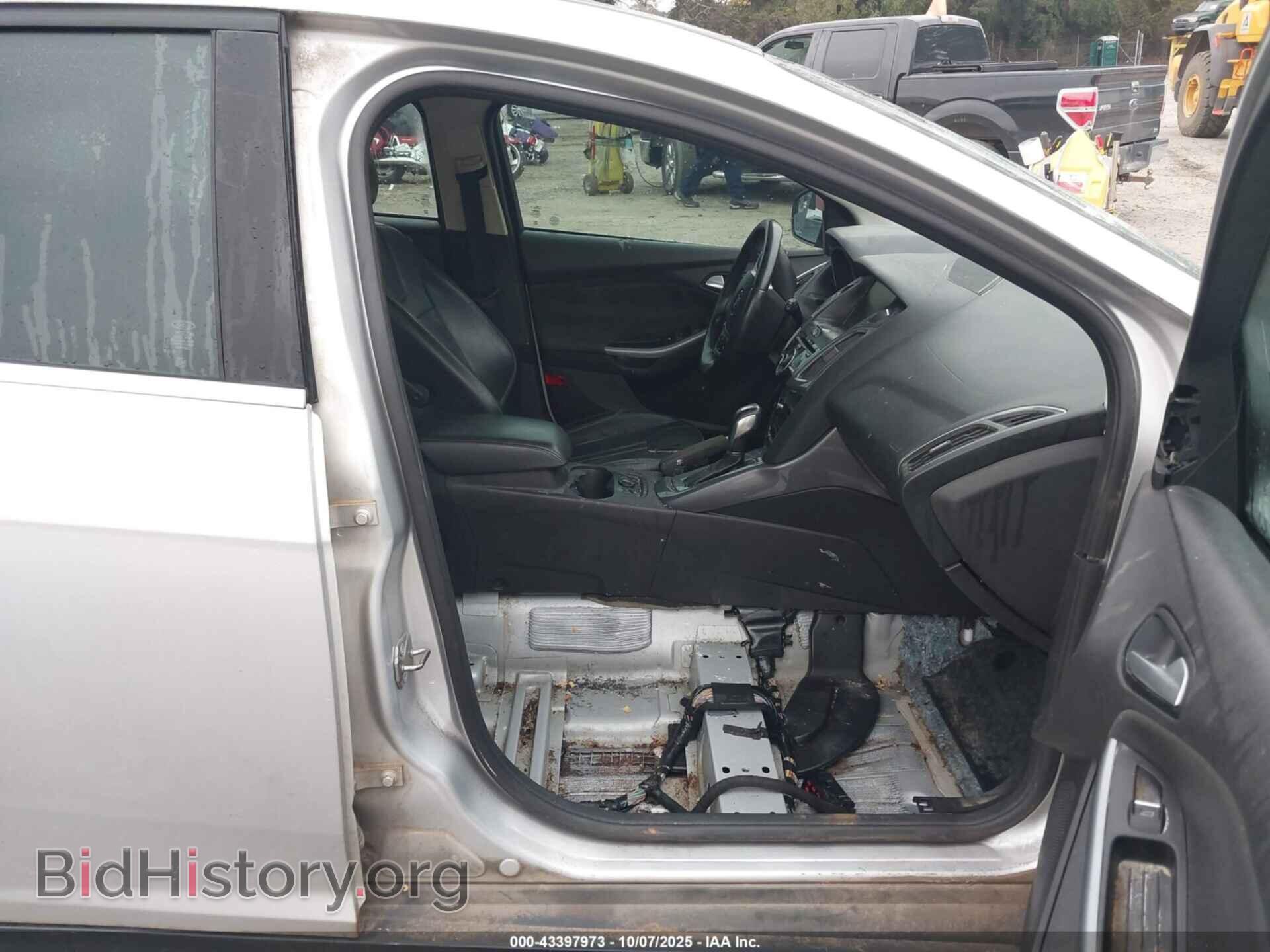 2014 FORD FOCUS - VIN: 1FADP3N23EL402874 - Photo 5