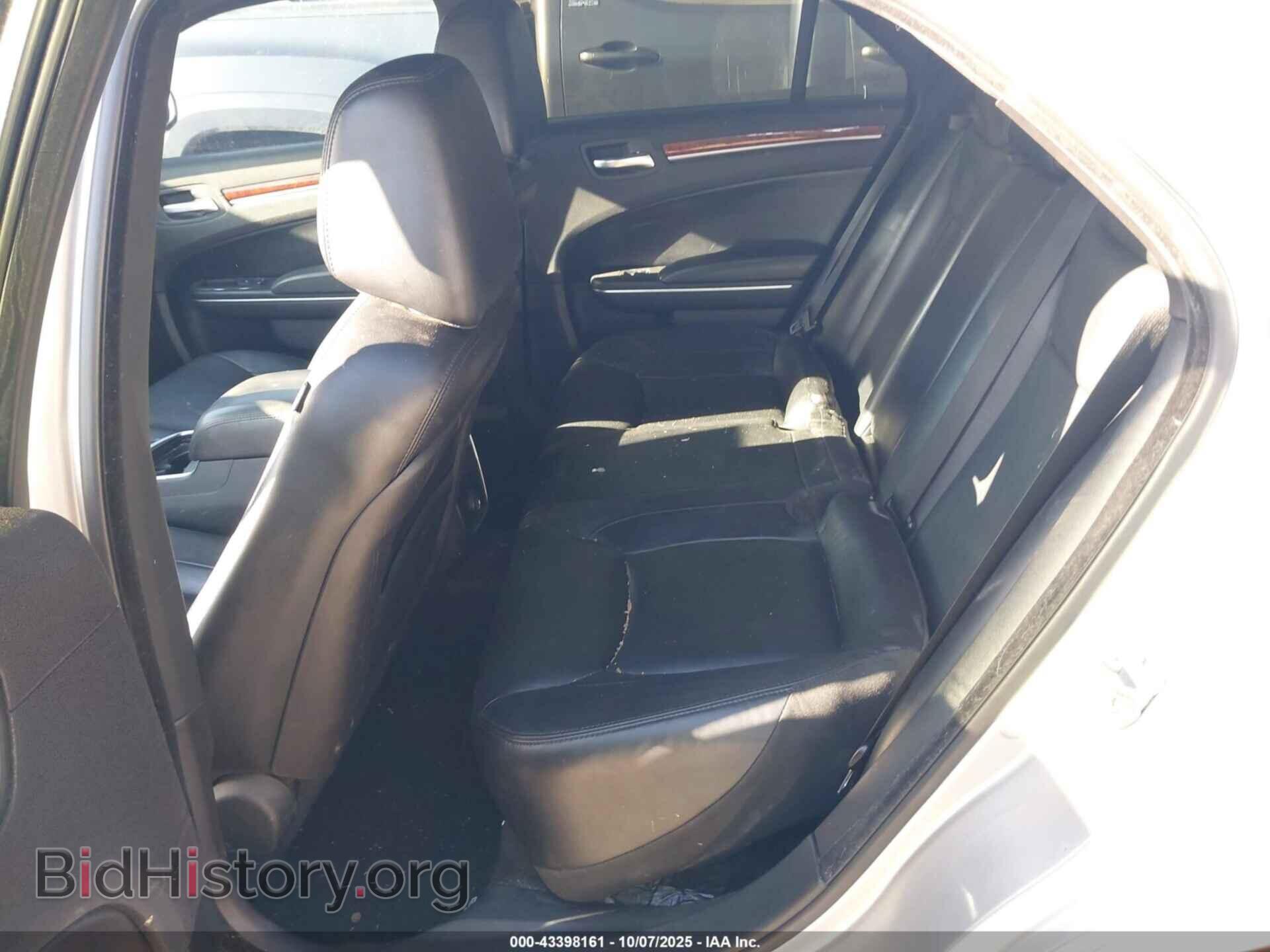 2012 CHRYSLER 300 - VIN: 2C3CCACG5CH224727 - Фото 8